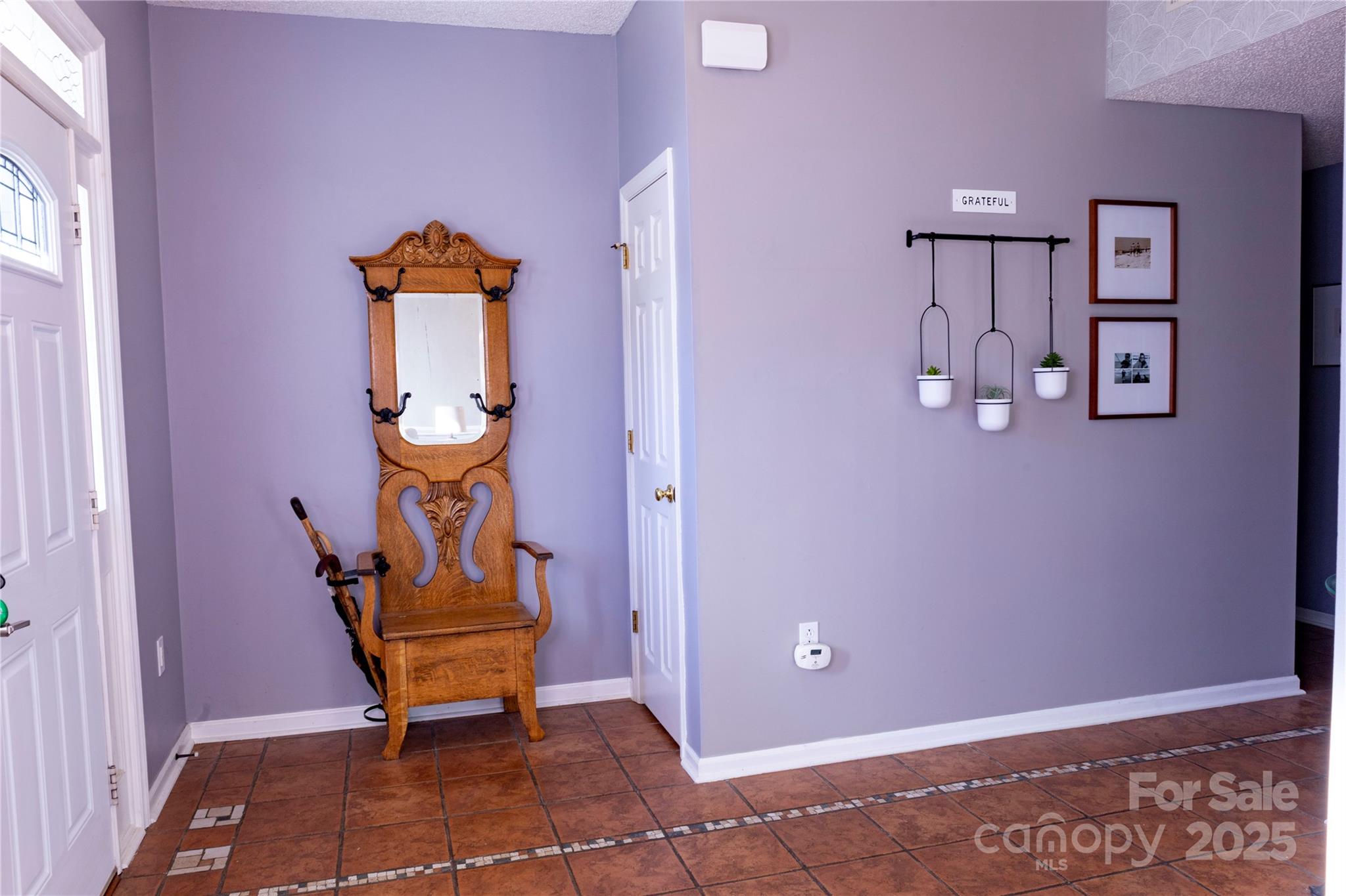 186 Southhaven Drive