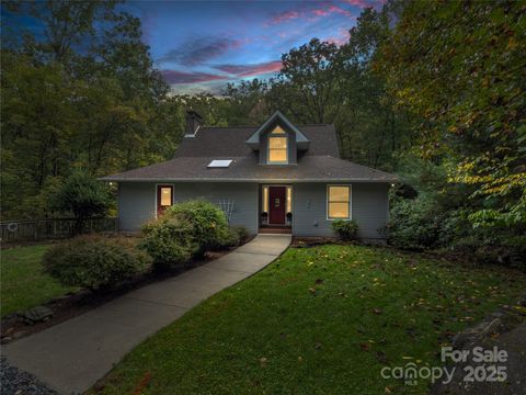 Photo of 142 Winterview Trail, Hendersonville, NC 28739 (MLS # 4300750)