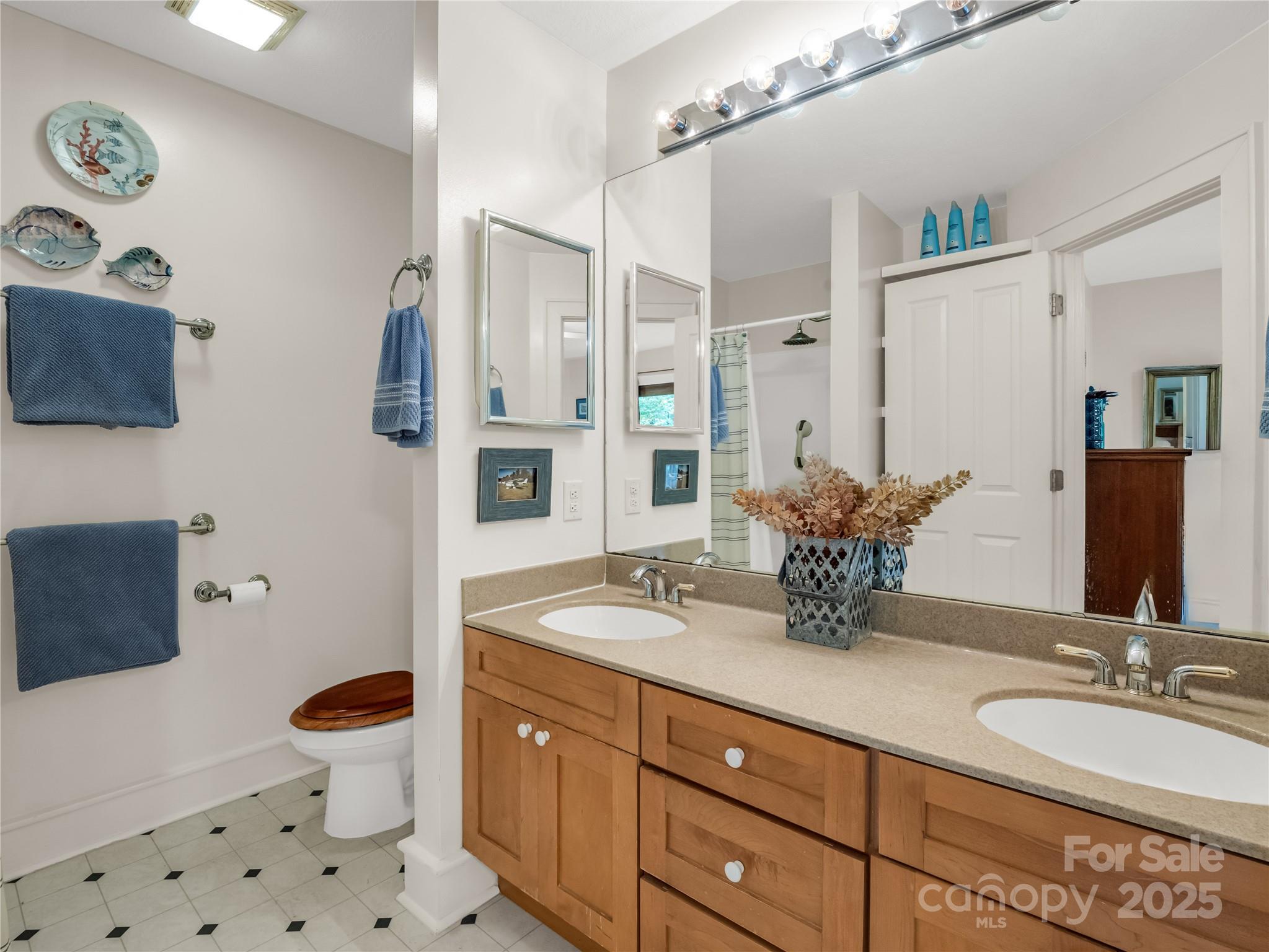 Davis Mountain Views - Residential