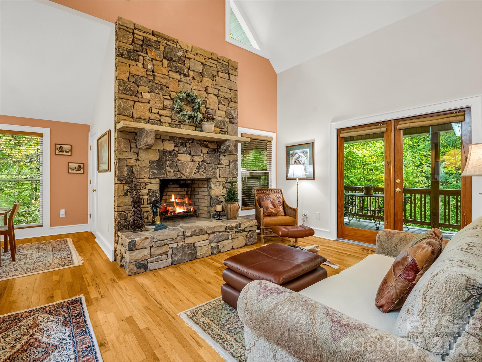 142 Winterview Trail