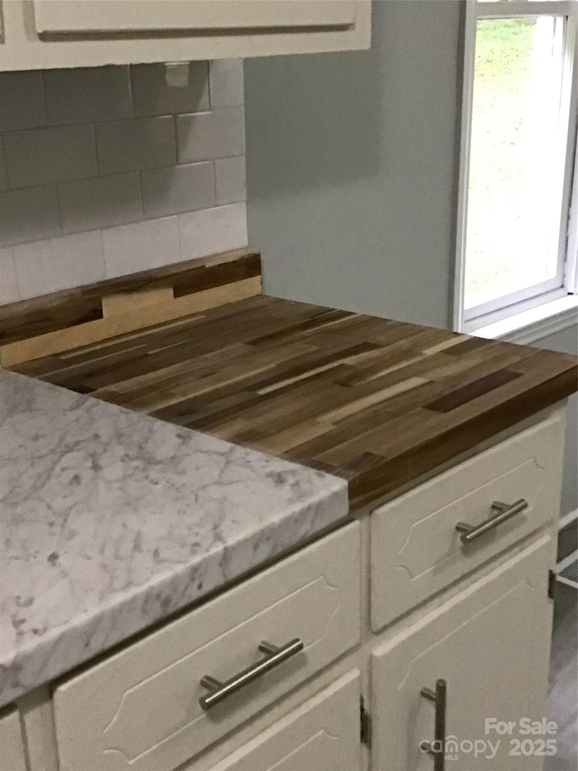 Lenoir, North Carolina 28645, United States, 3 Bedrooms Bedrooms, ,1 BathroomBathrooms,Residential,Active,218140