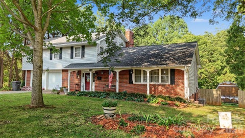 Photo of 731 Club Drive, Statesville, NC 28677 (MLS # 4428330)