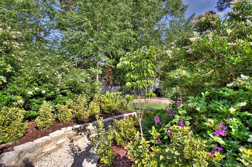 Sardis Woods - Residential