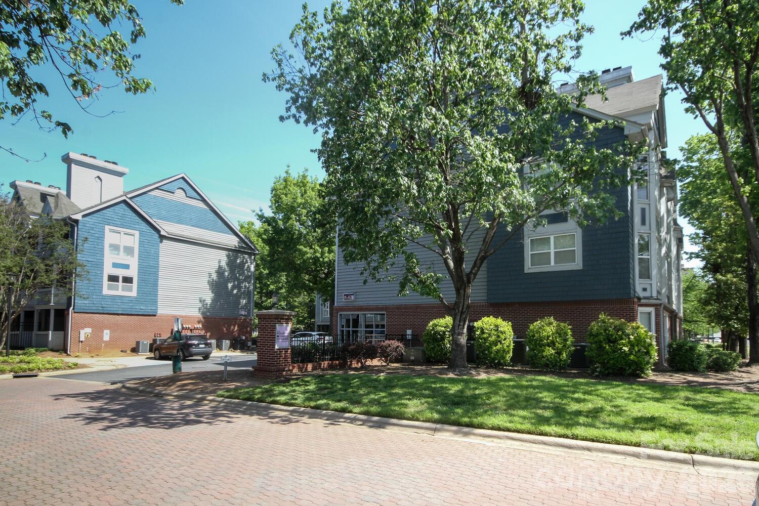 The Fourth Ward Square - Residential