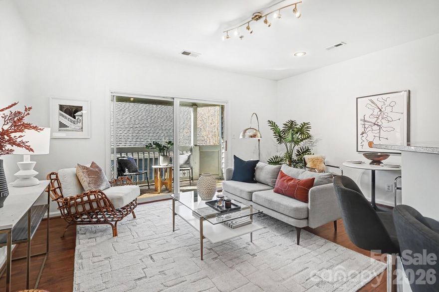 Located in the heart of Fourth Ward, this private 1-bedroom, 1-bath condo offers city views and a no-car-needed Uptown lifestyle with the charm and character that make Fourth Ward so desirable. Enjoy access to community amenities including an outdoor pool, clubhouse, and fitness center, all within a residential setting just steps from Uptown’s restaurants, shops, nightlife, and theaters. Ideal for professionals seeking a minimal commute and low-maintenance ownership in one of Uptown Charlotte’s most established neighborhoods. If you're tired of rent increases and want to start building your own equity - here's your opportunity - and at a very attractive price.