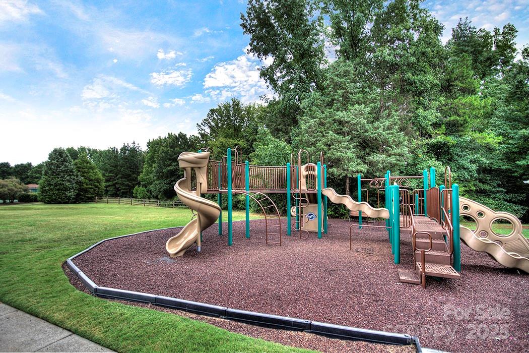 Regent Park - Residential