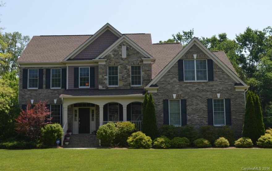 Decorated like a model in sought after Union county neighborhood. 4 BR *PLUS* HUGE 3rd Floor bonus/media room. Loaded w/Upgrades - Hardwoods, Granite, Crown/Picture Moldings, many extra Cable Outlets, Huge Master Suite w/Sep Tub/Shower, Dual Vanities & Walk-In Closet. Private shared irrigation well. Resort like amenities inc. lazy river, fitness center, trails, etc. Short walk to Marvin Elementary.