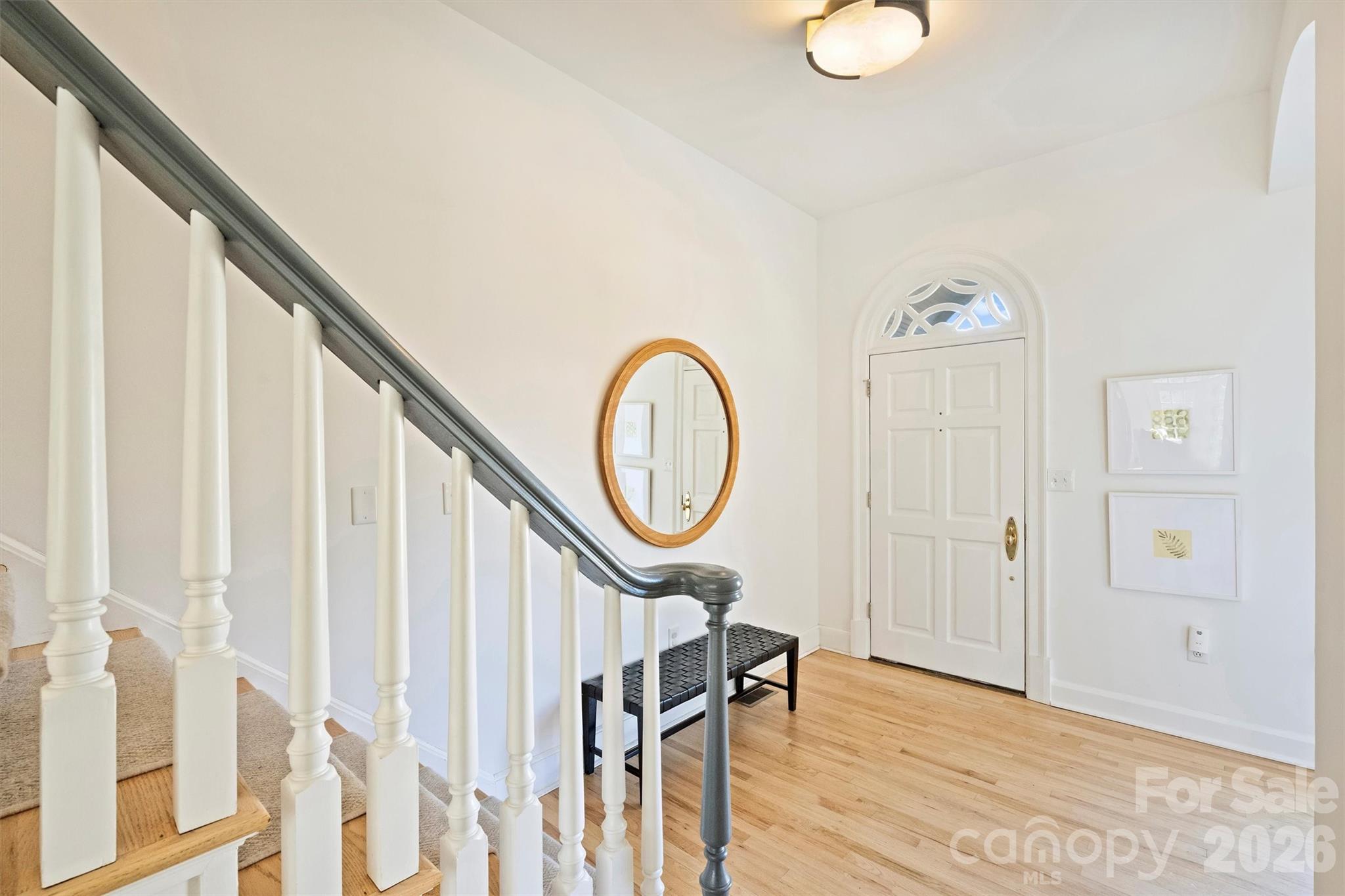 1244 Dilworth Crescent Row