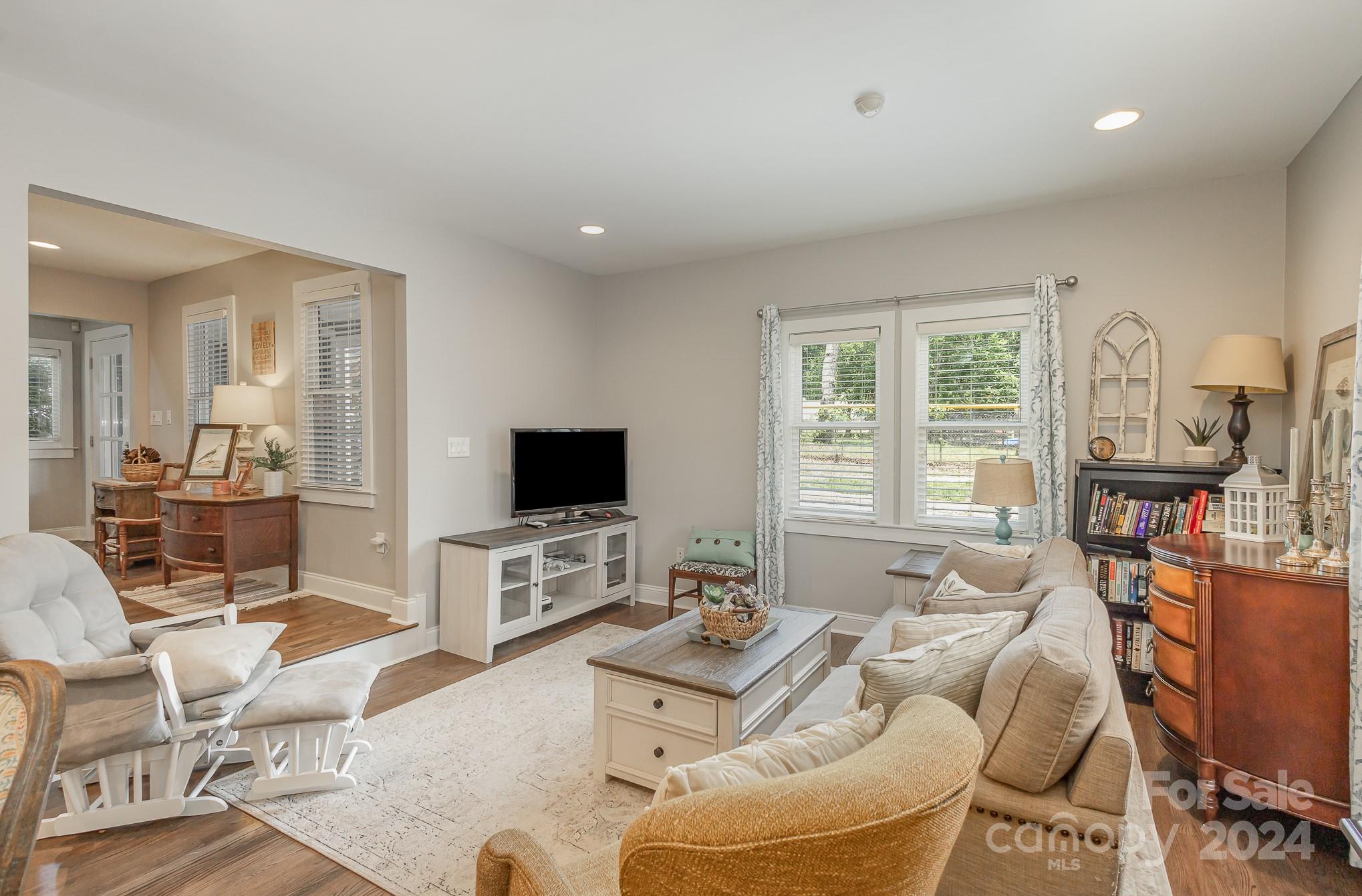 The Arts District - Residential