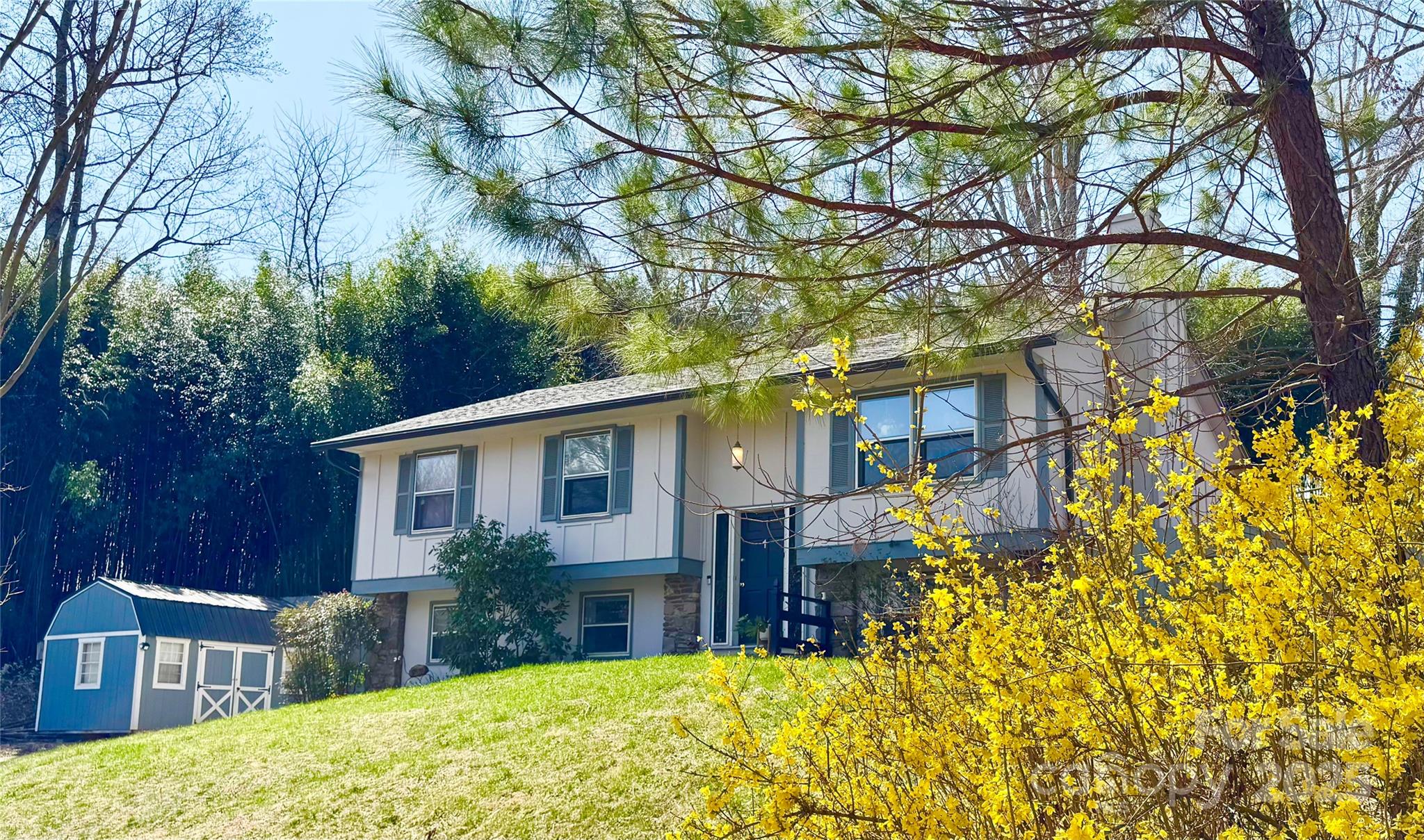 1 Spring Valley Drive