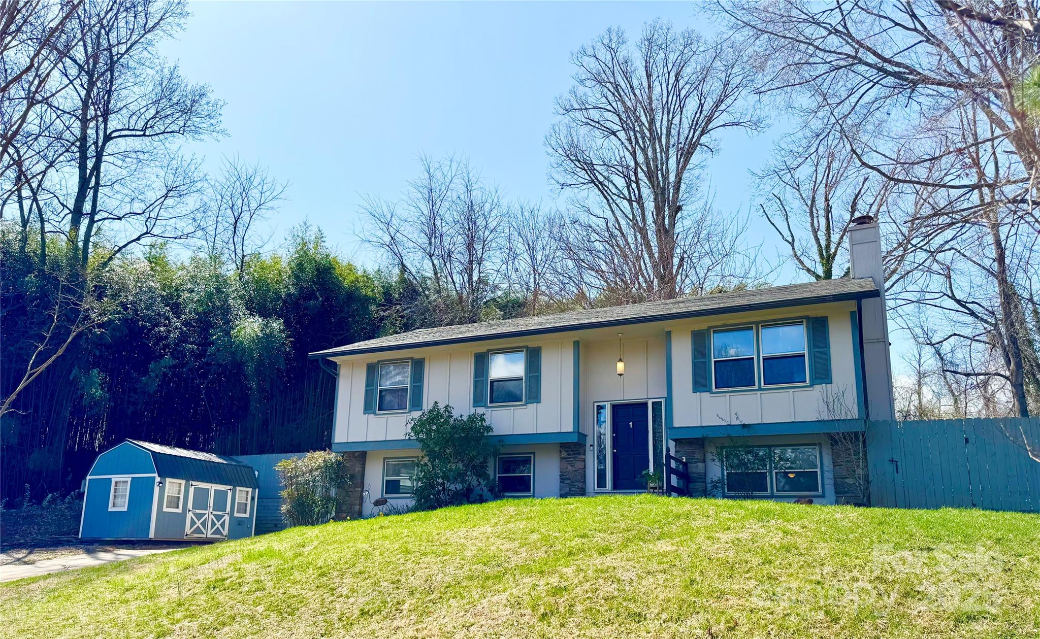 1 Spring Valley Drive