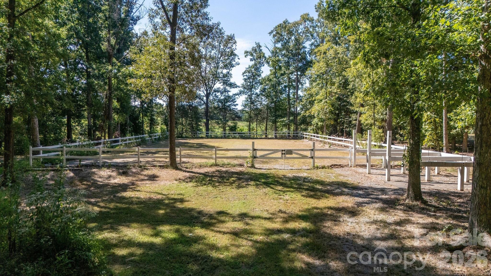 1517 Helms Short Cut Road