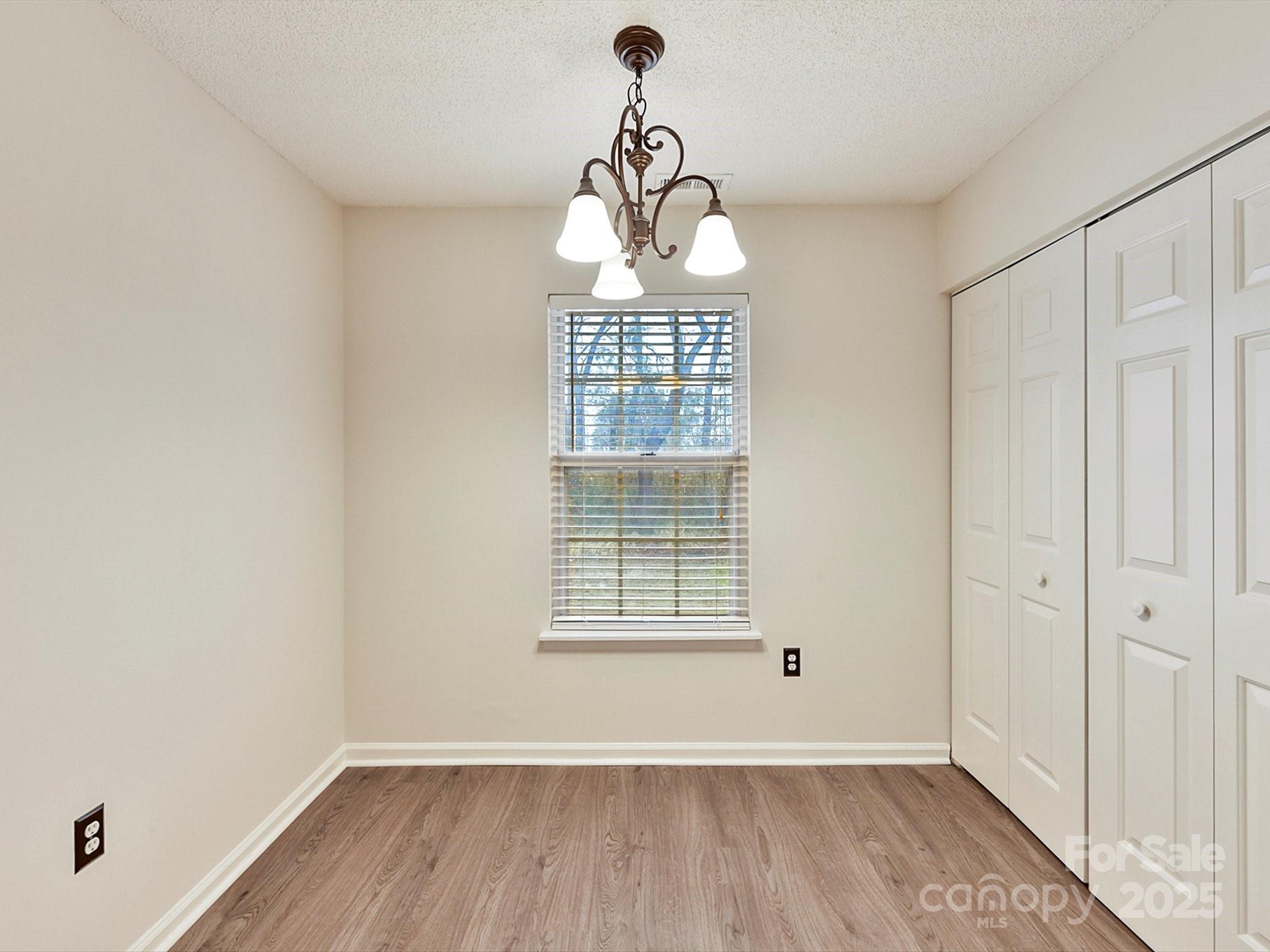 Hunt Club Villas - Residential