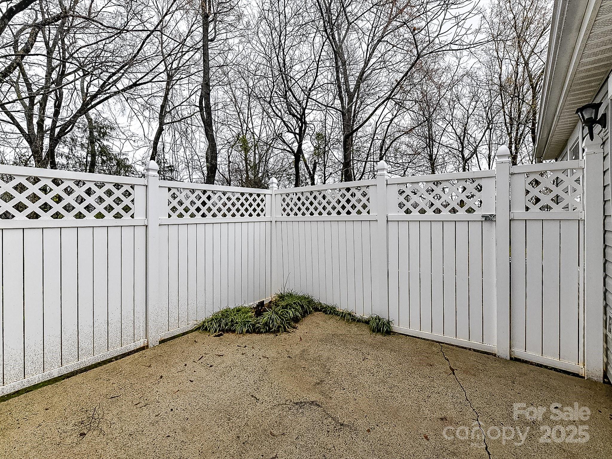 Hunt Club Villas - Residential