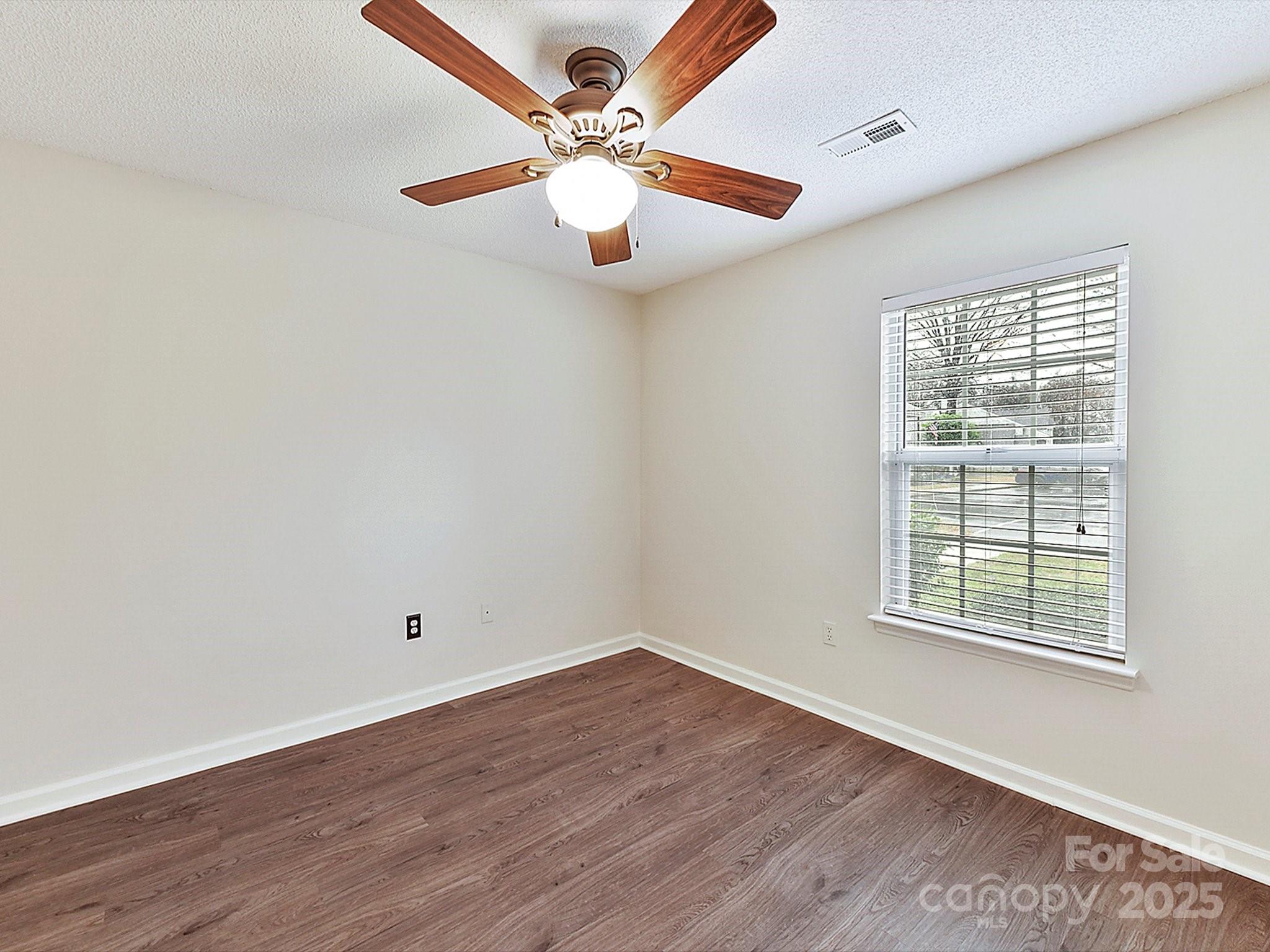 Hunt Club Villas - Residential