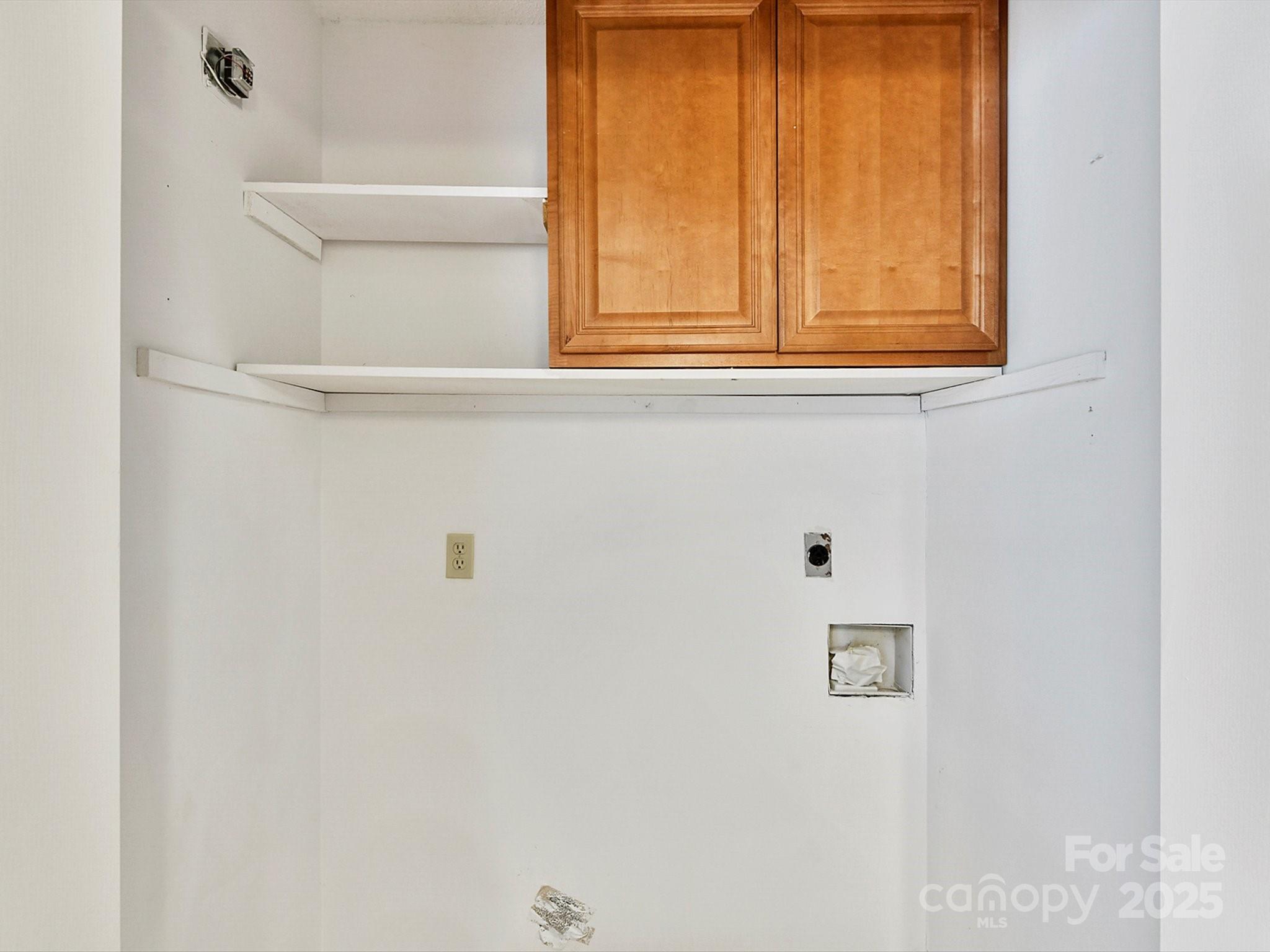 Hunt Club Villas - Residential