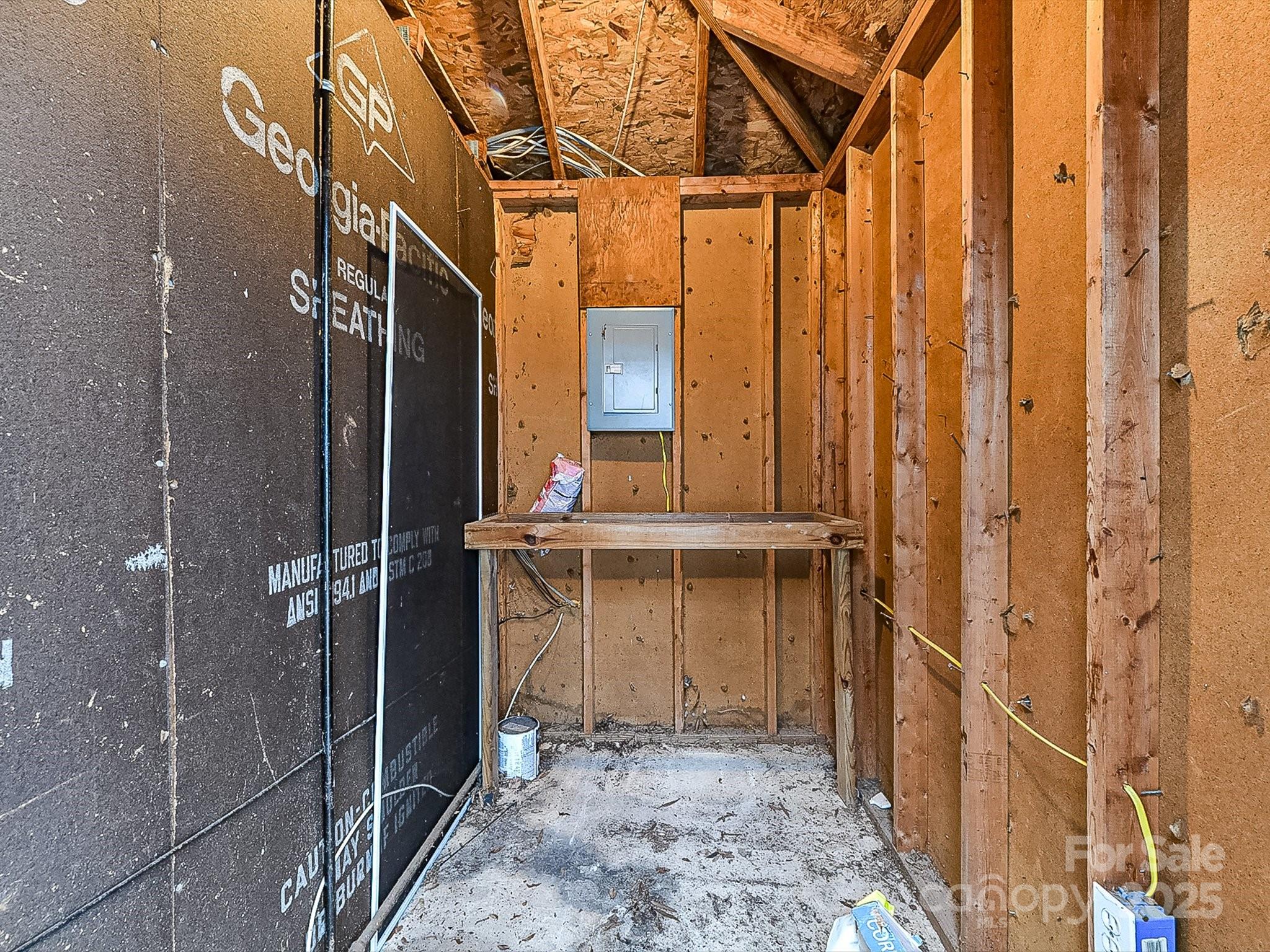 Hunt Club Villas - Residential