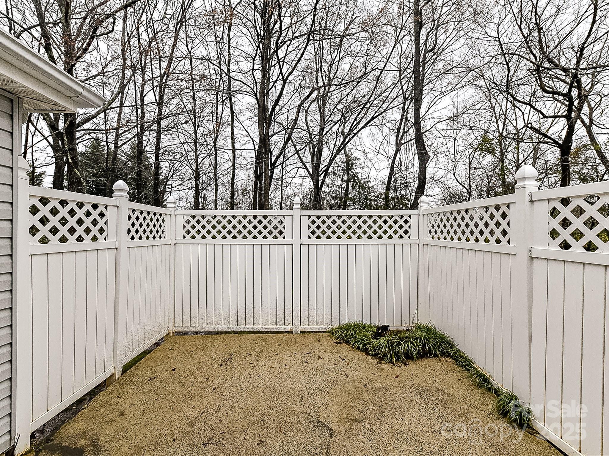 Hunt Club Villas - Residential