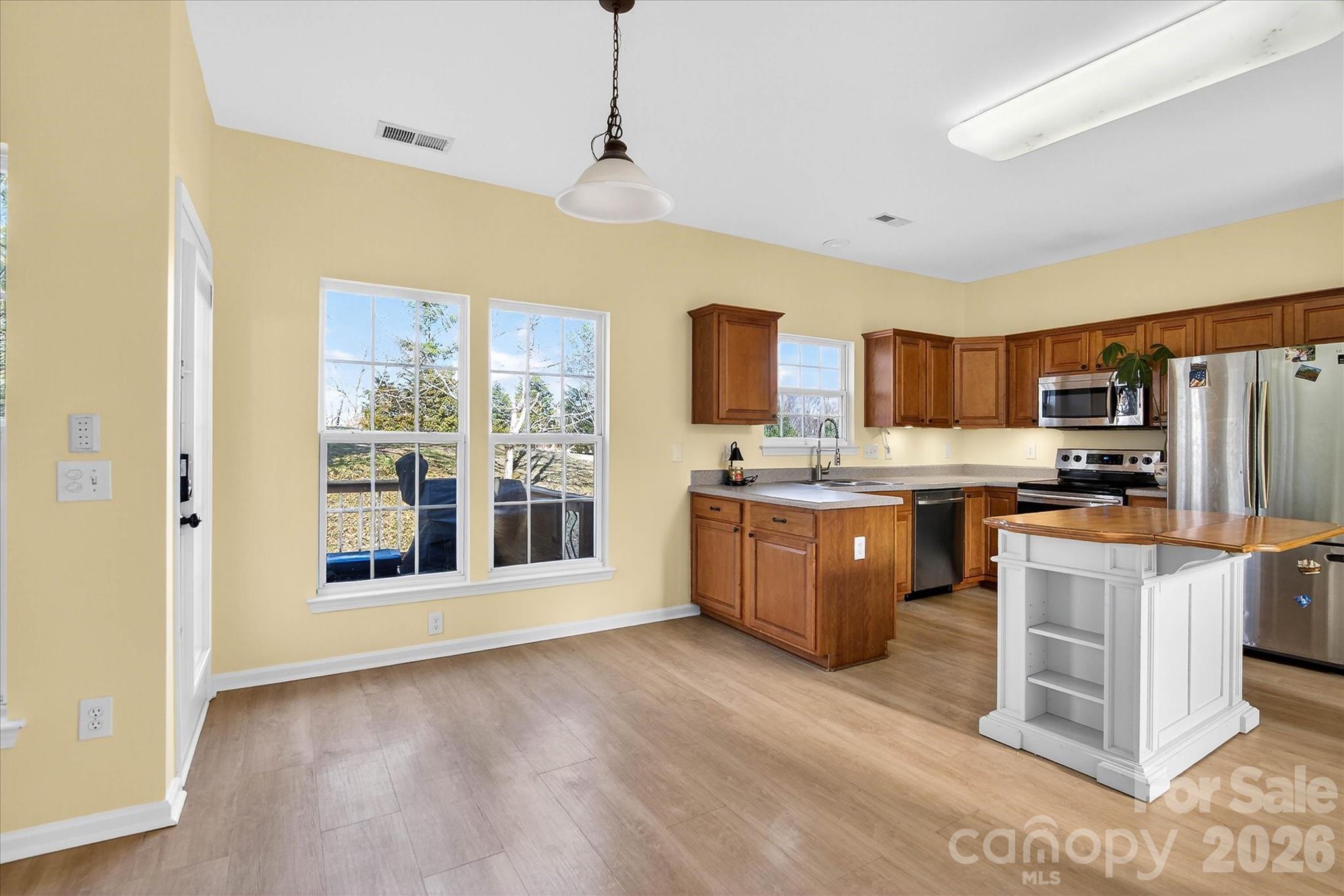 Autumn Cove At Lake Wylie - Residential