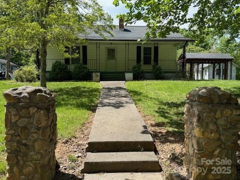 825 Ridge Road Marion NC 28752