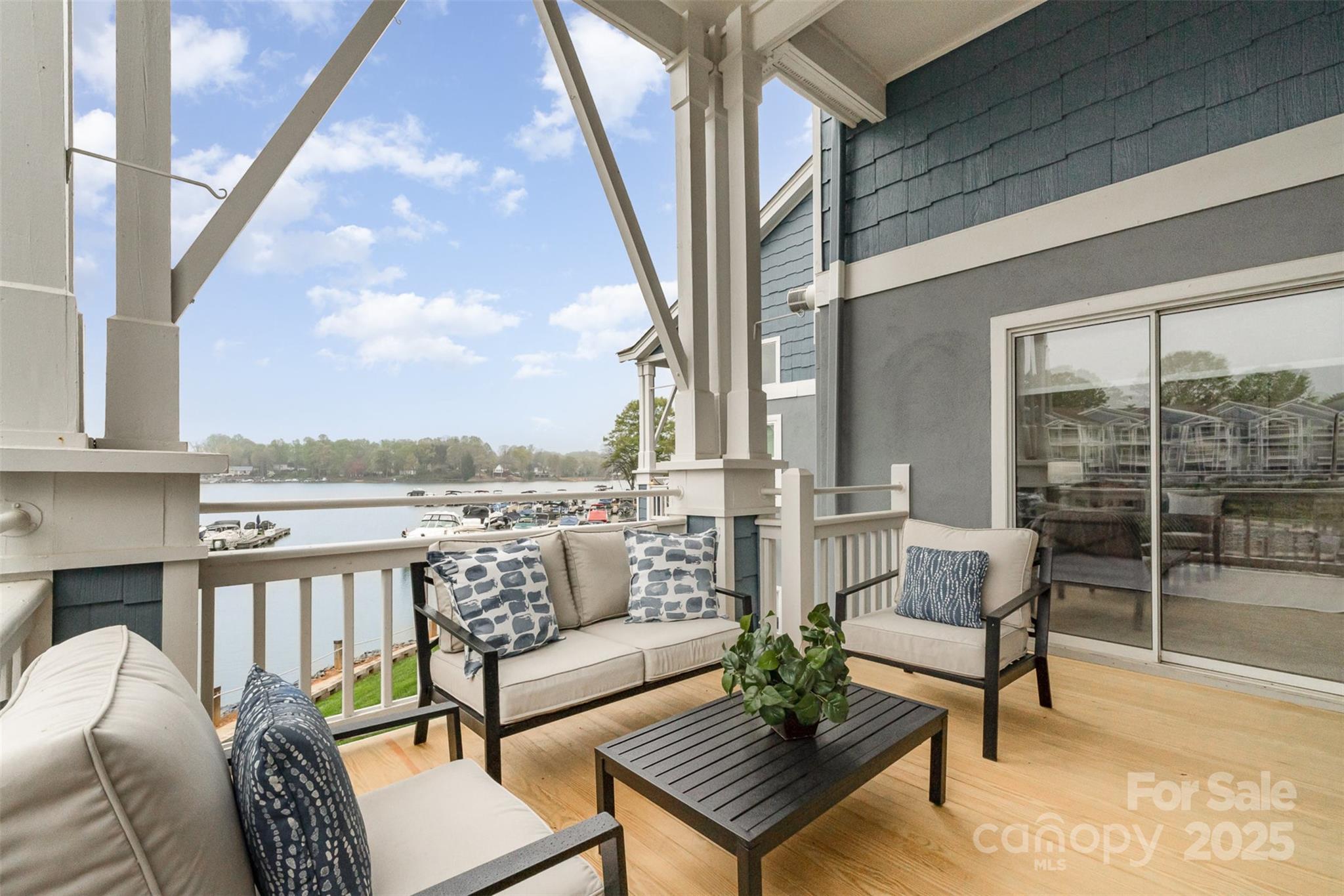 1008 Southwest Drive 8