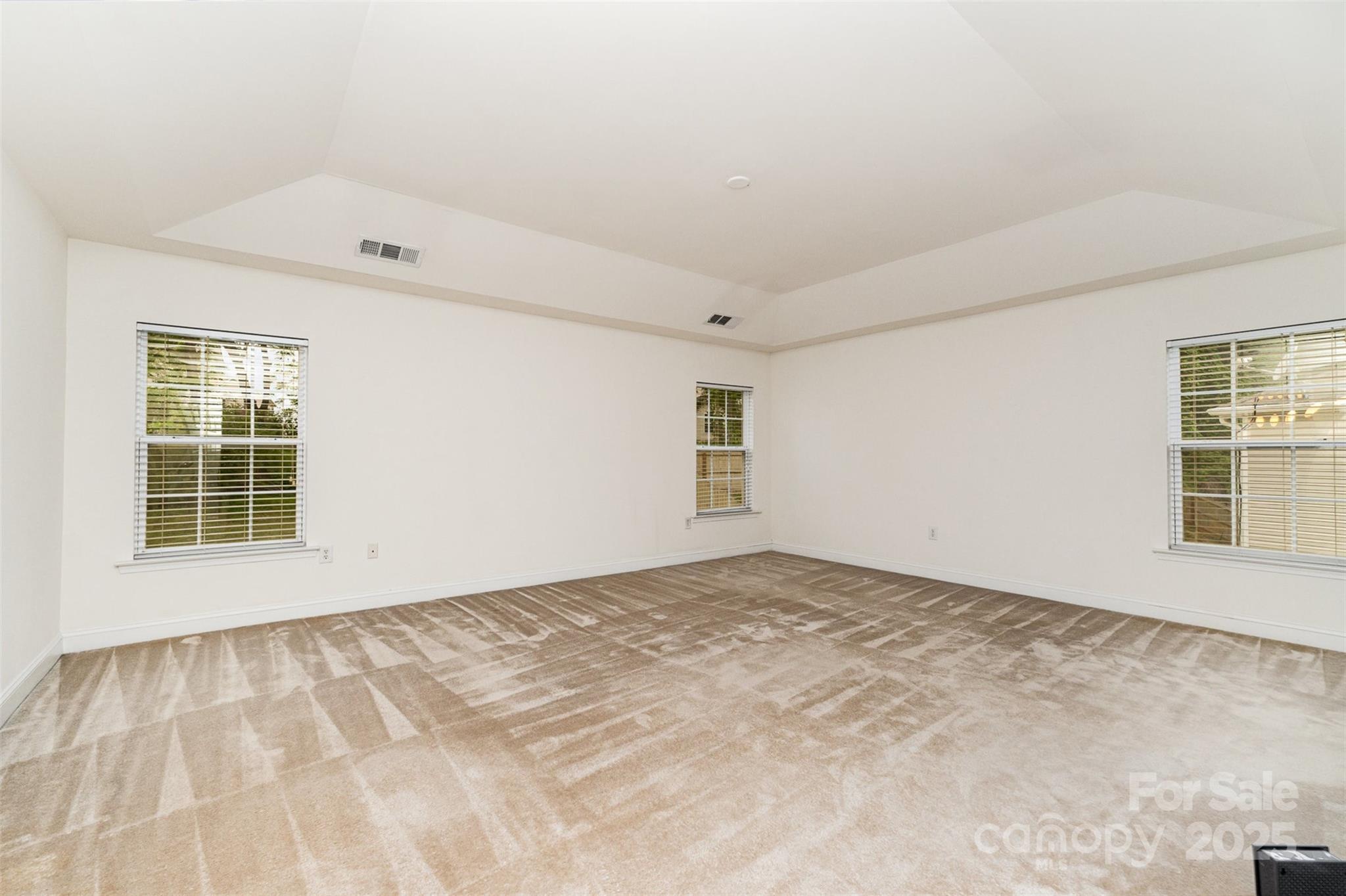7031 Woodbridge Valley Circle