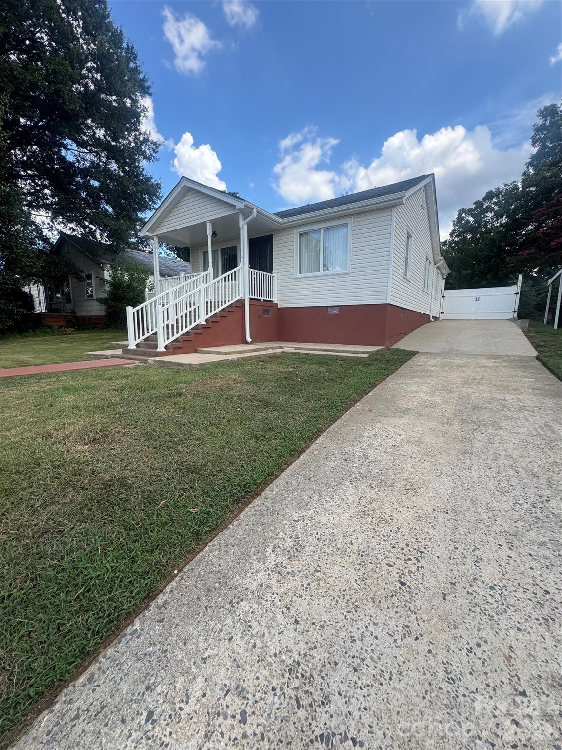 1142 Eisenhower Road