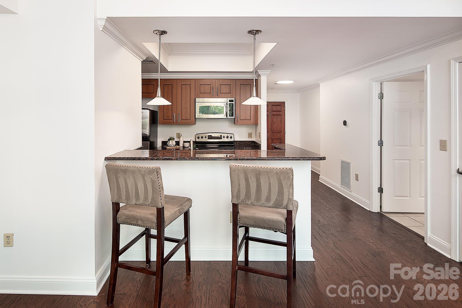 Fifth and Poplar - Residential