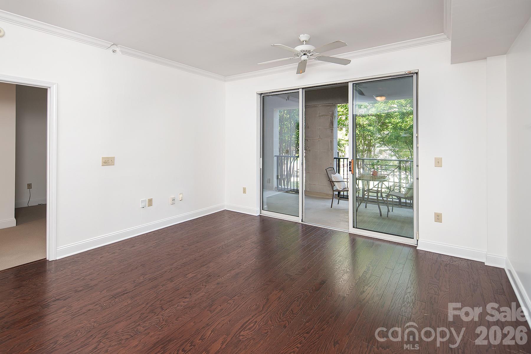 Fifth and Poplar - Residential