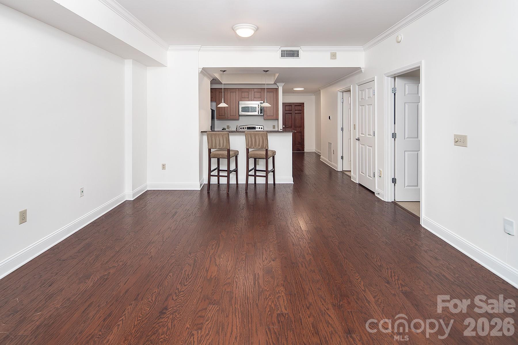Fifth and Poplar - Residential
