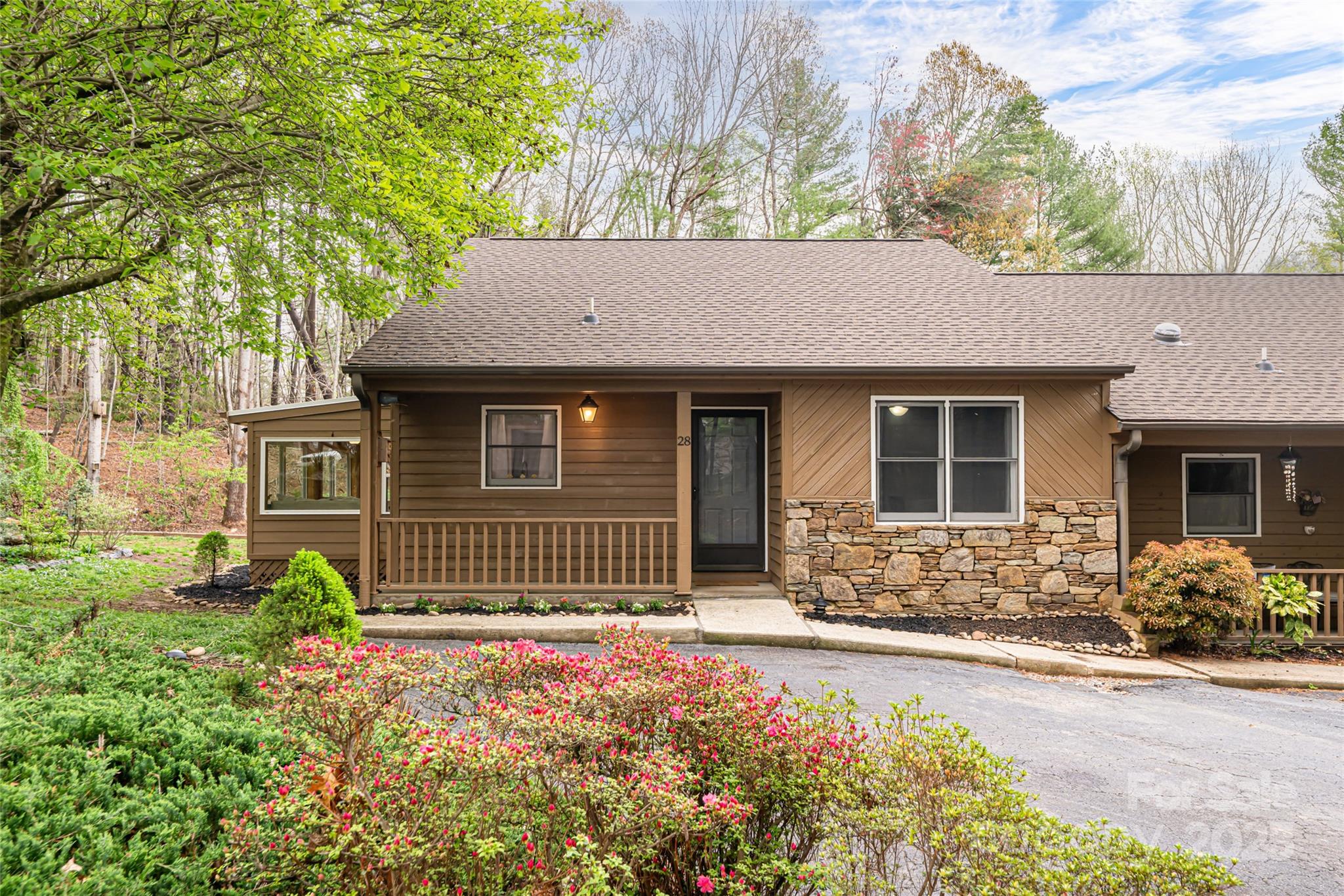 28 Sagebrush Circle