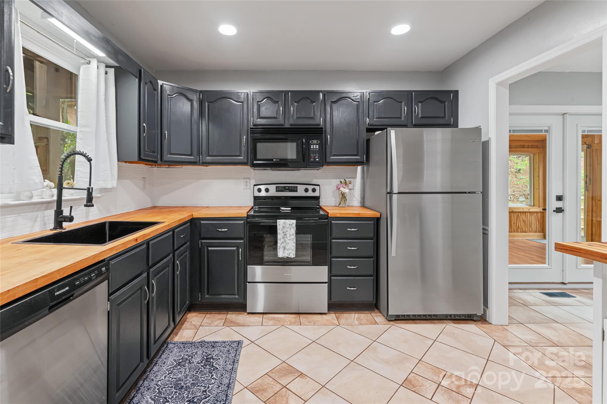 28 Sagebrush Circle