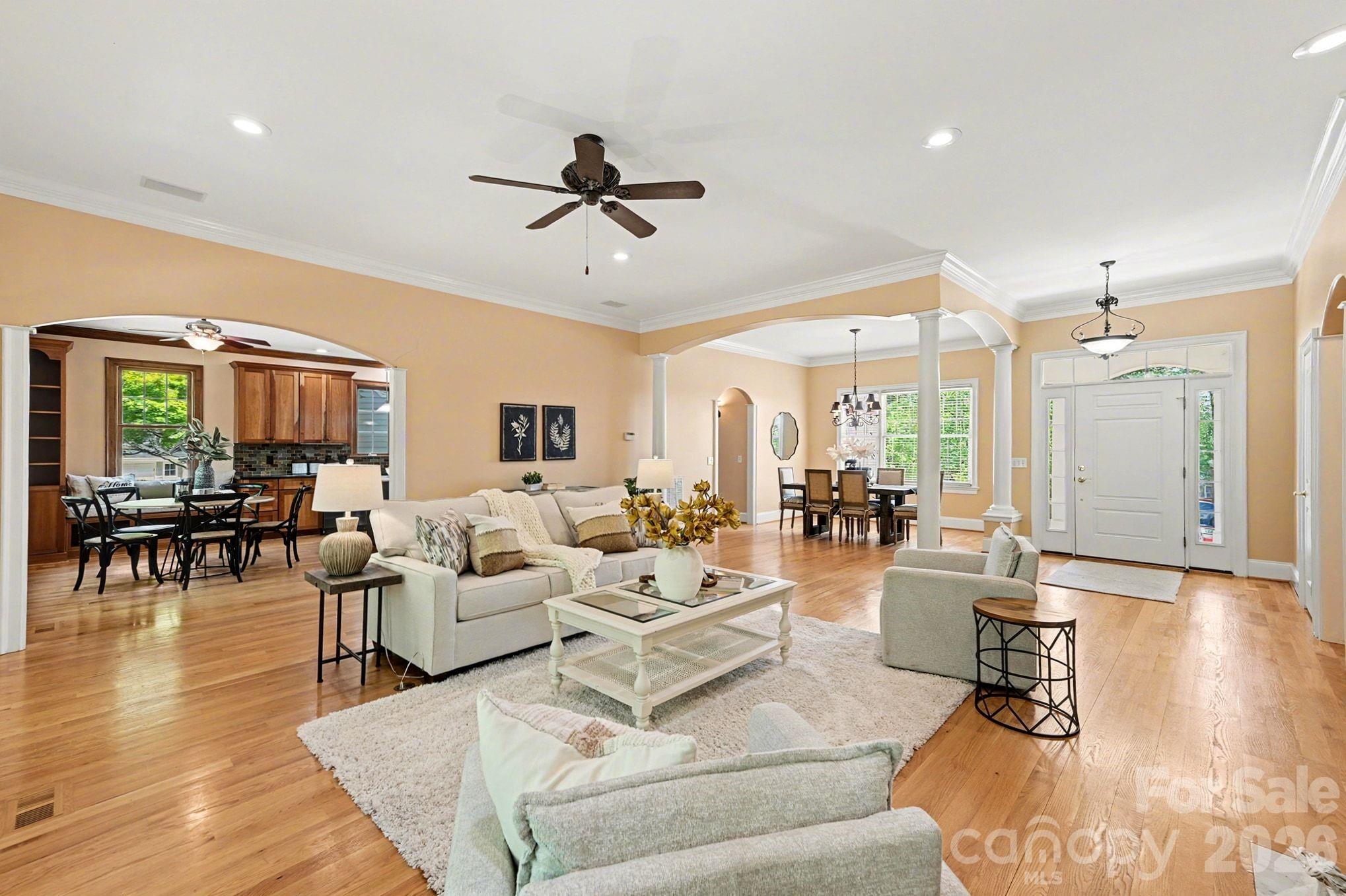 478 Mccoppin Court NE