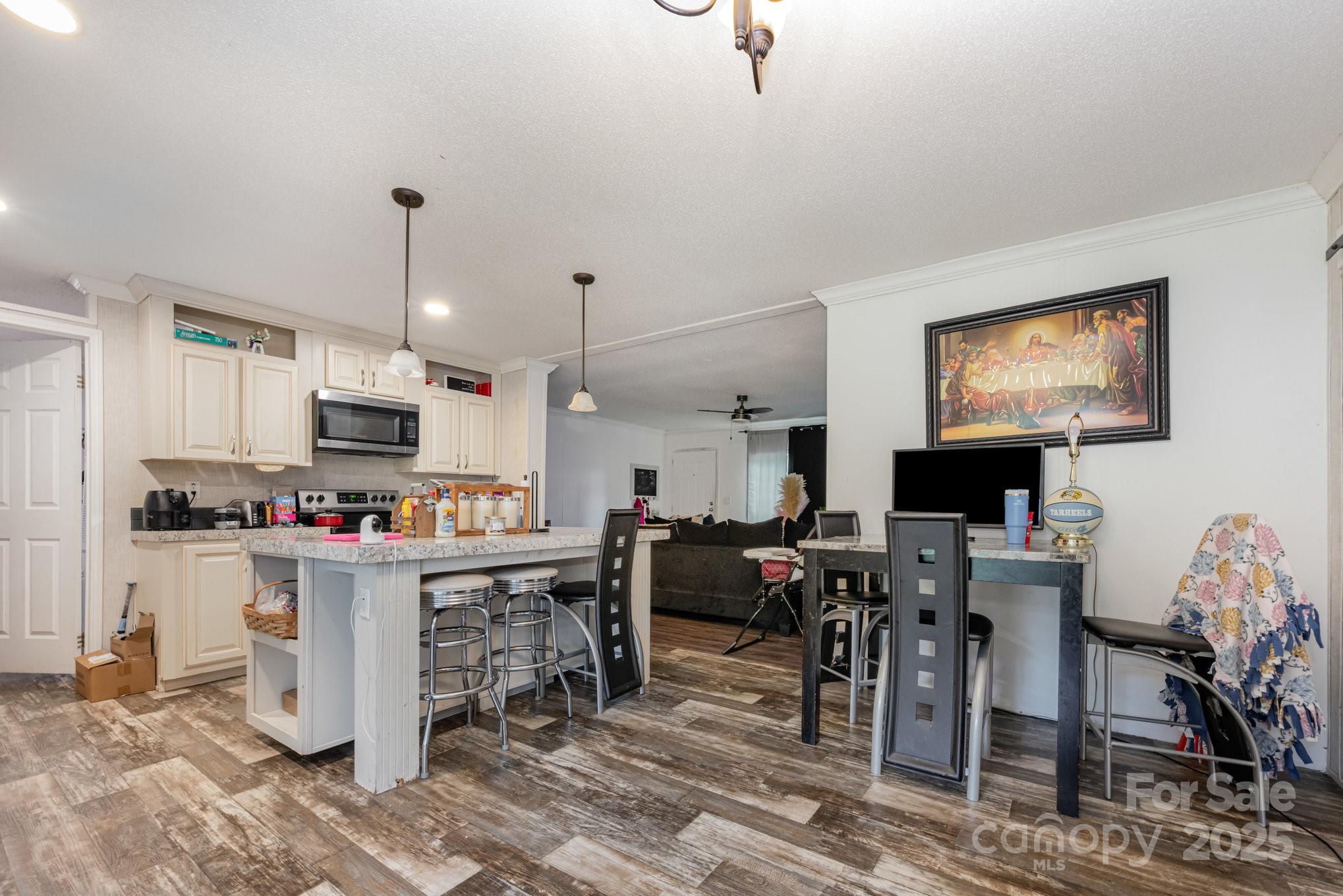 Lynn Ridge - Residential