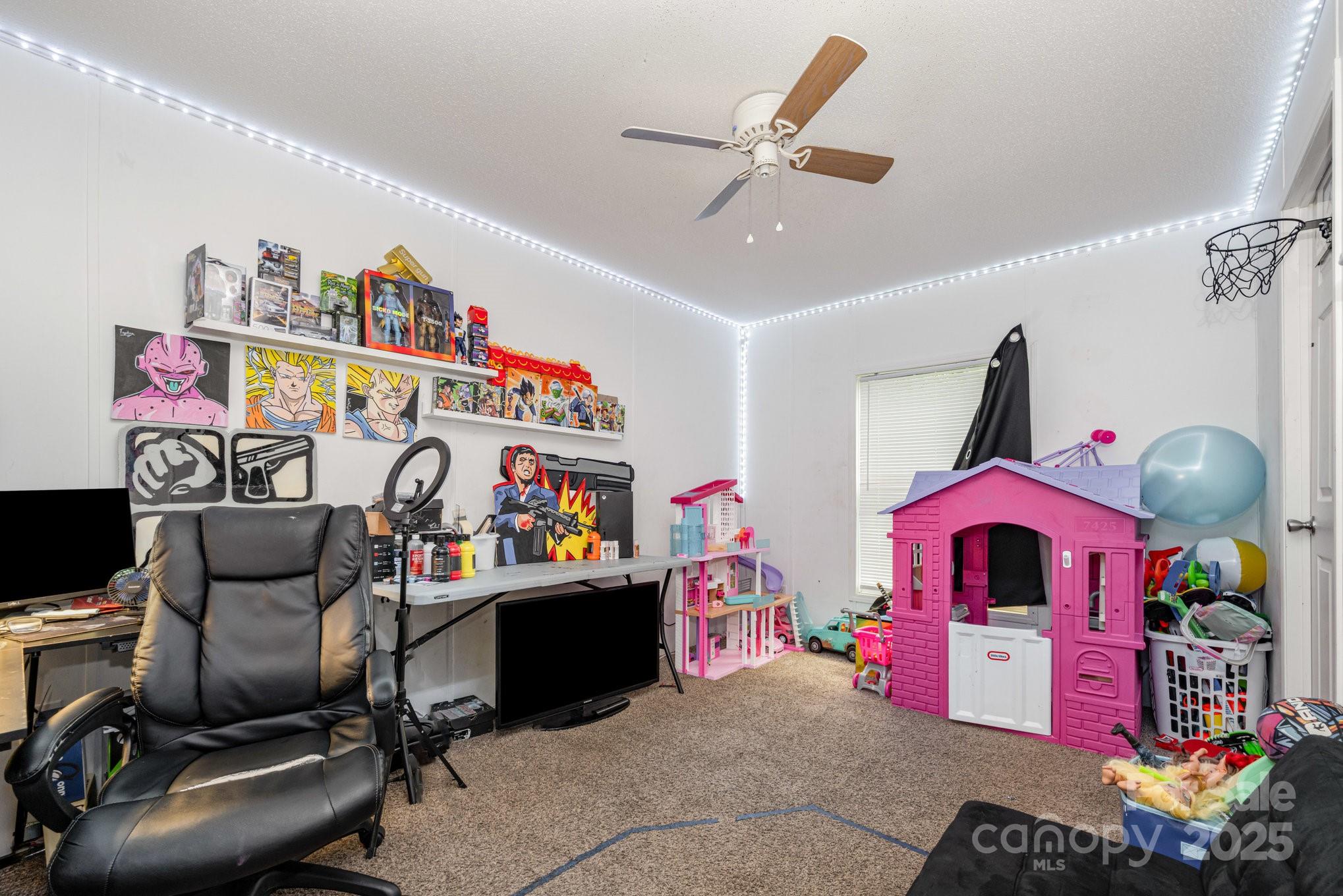 Lynn Ridge - Residential