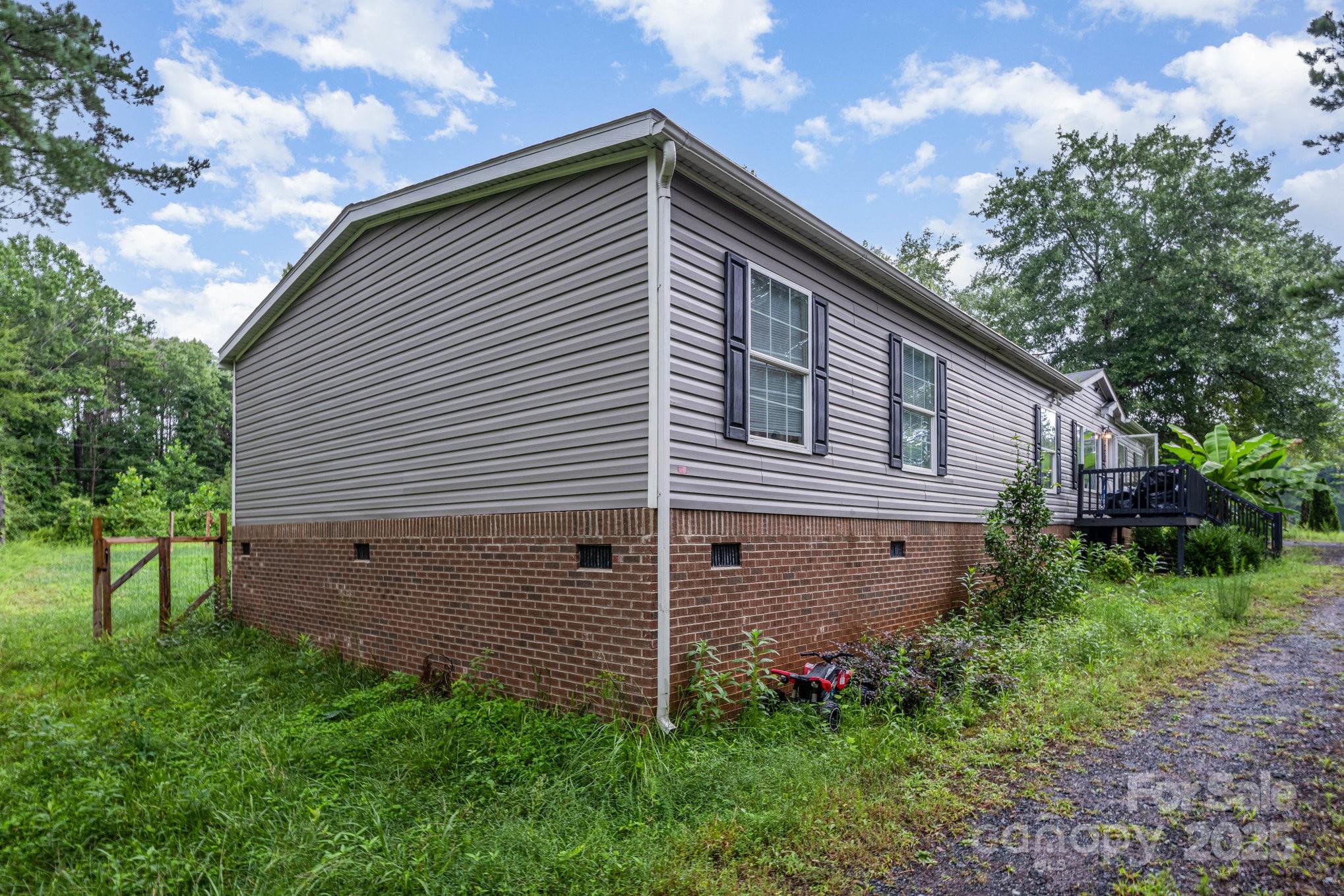 Lynn Ridge - Residential