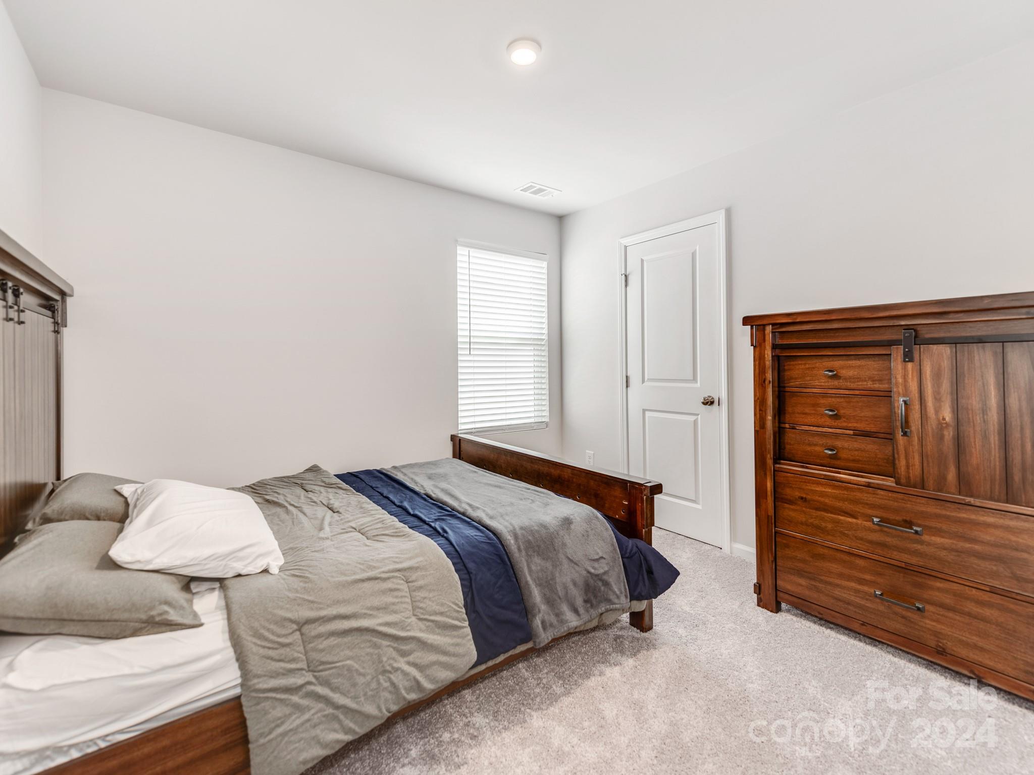 Field Crest Farm - Residential