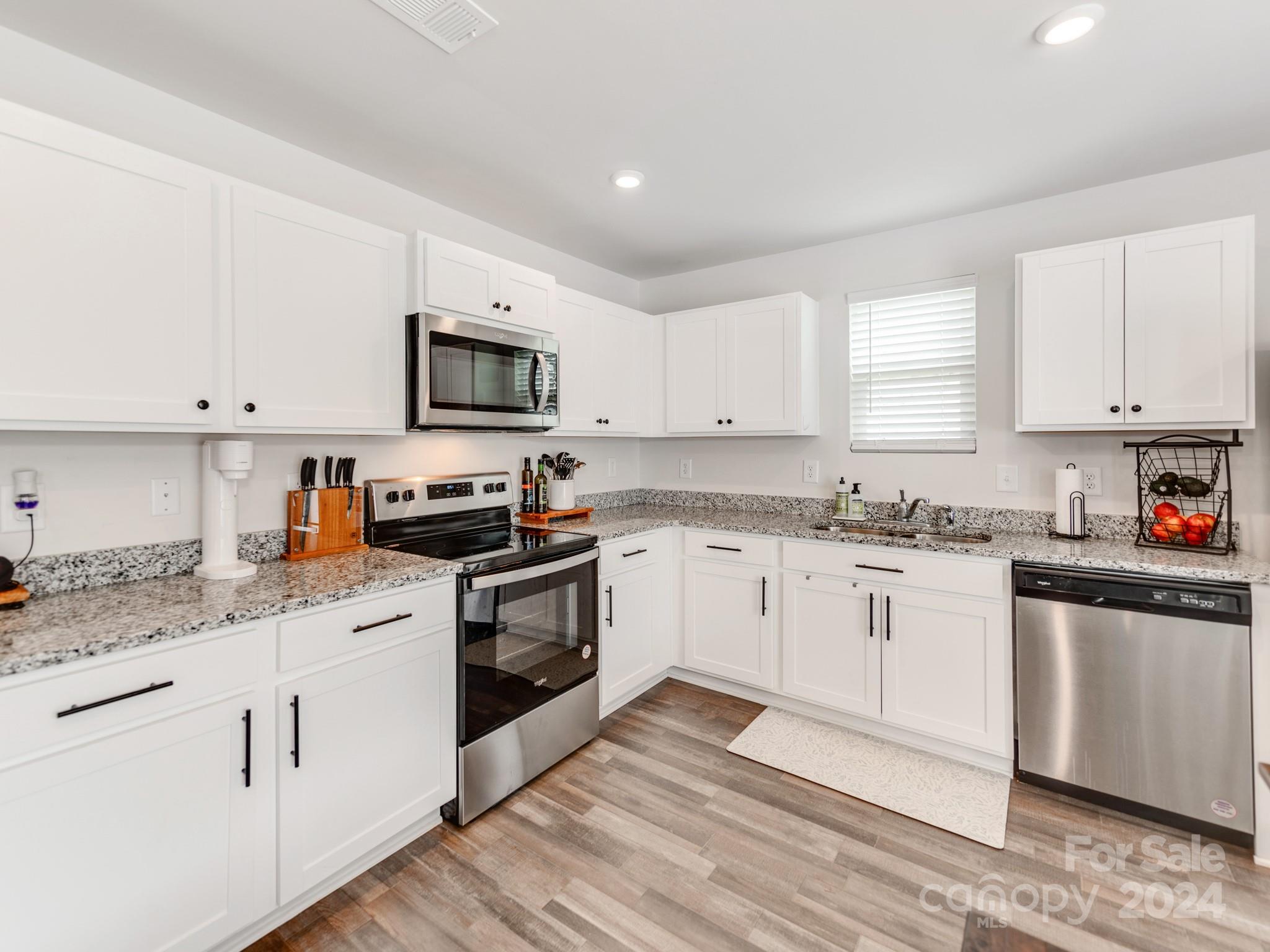 Field Crest Farm - Residential