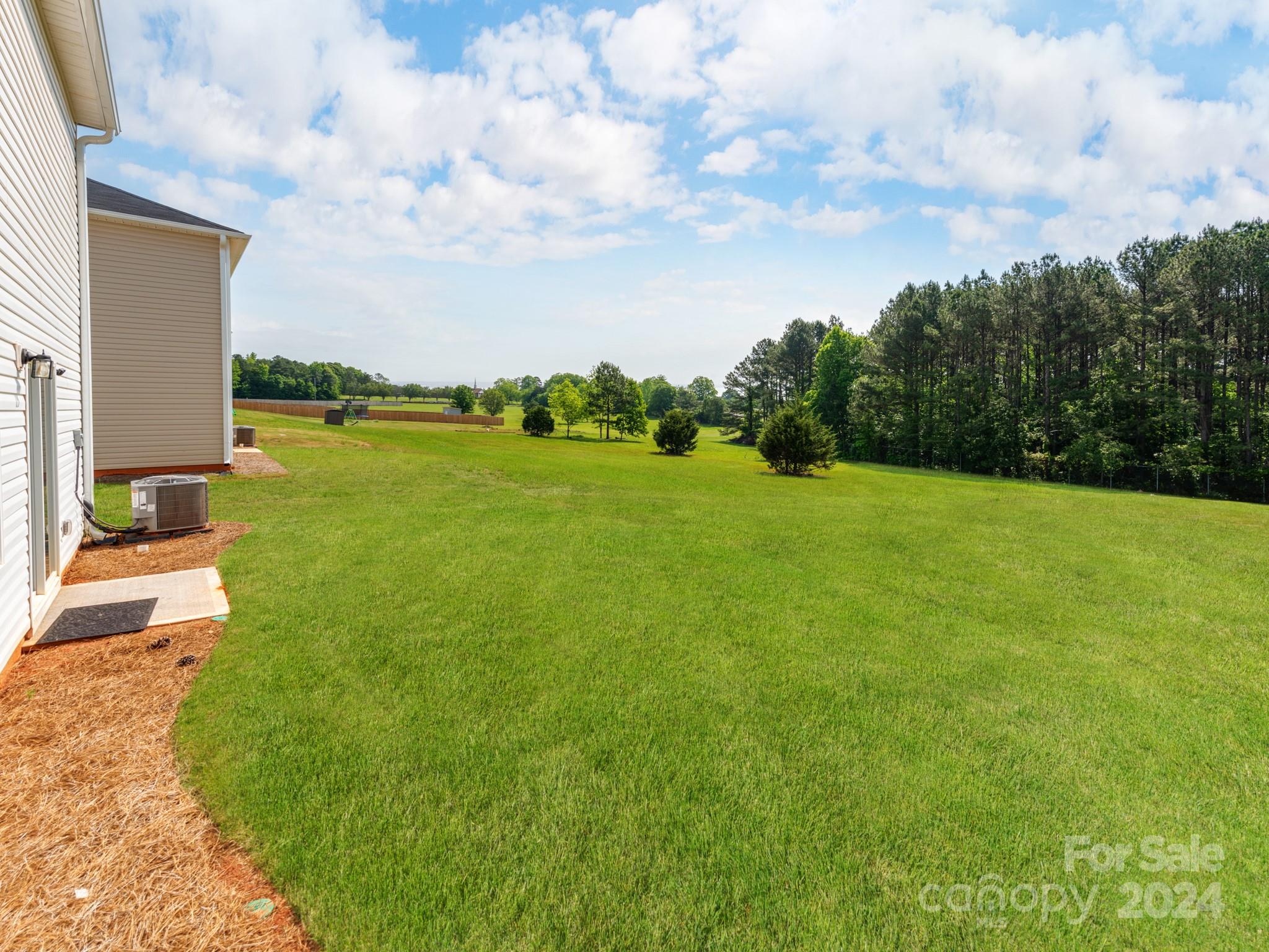 Field Crest Farm - Residential