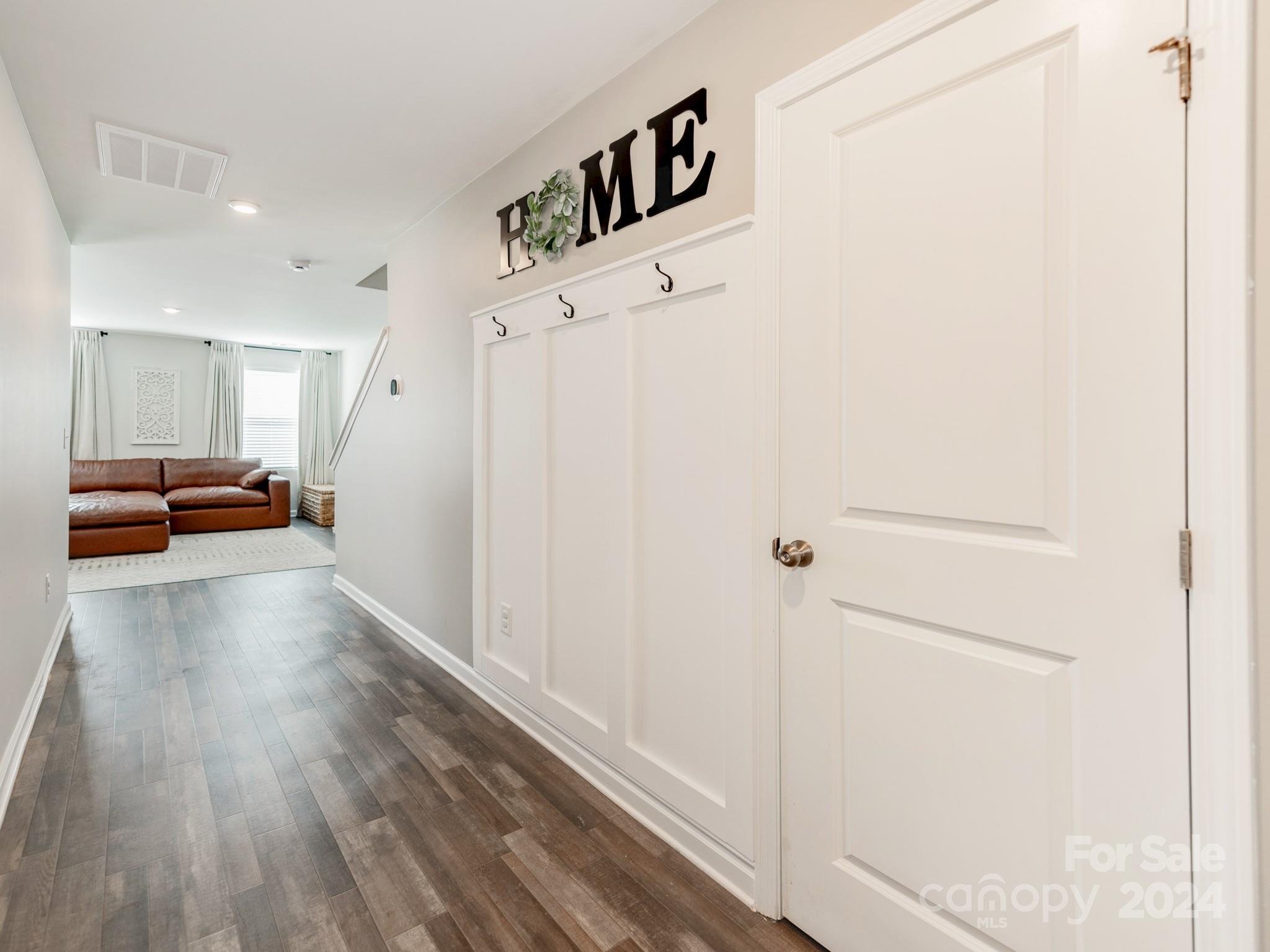 Field Crest Farm - Residential