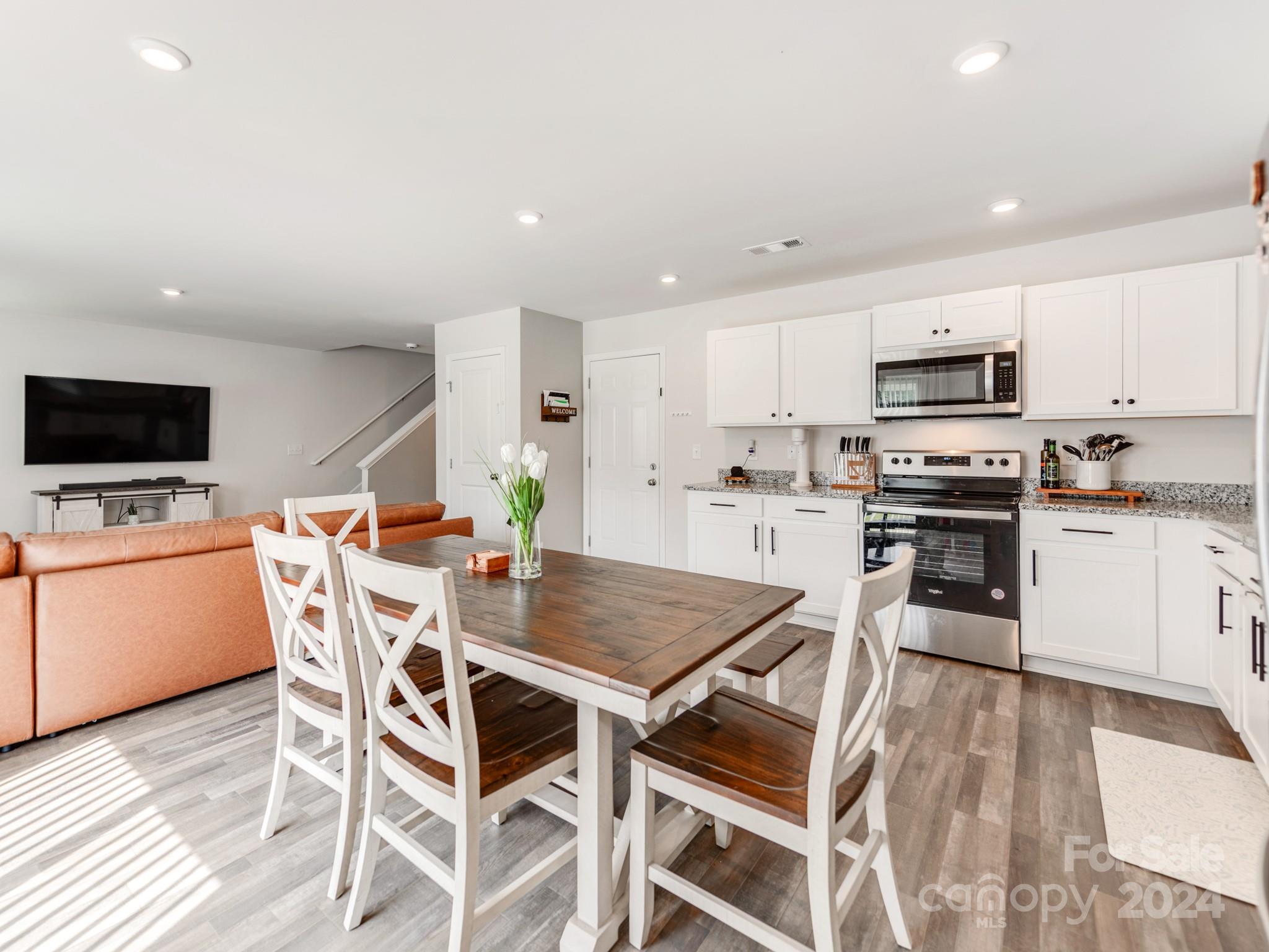 Field Crest Farm - Residential