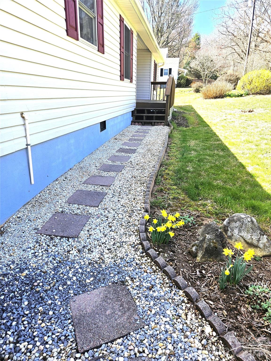 271 Stradley Mountain Road