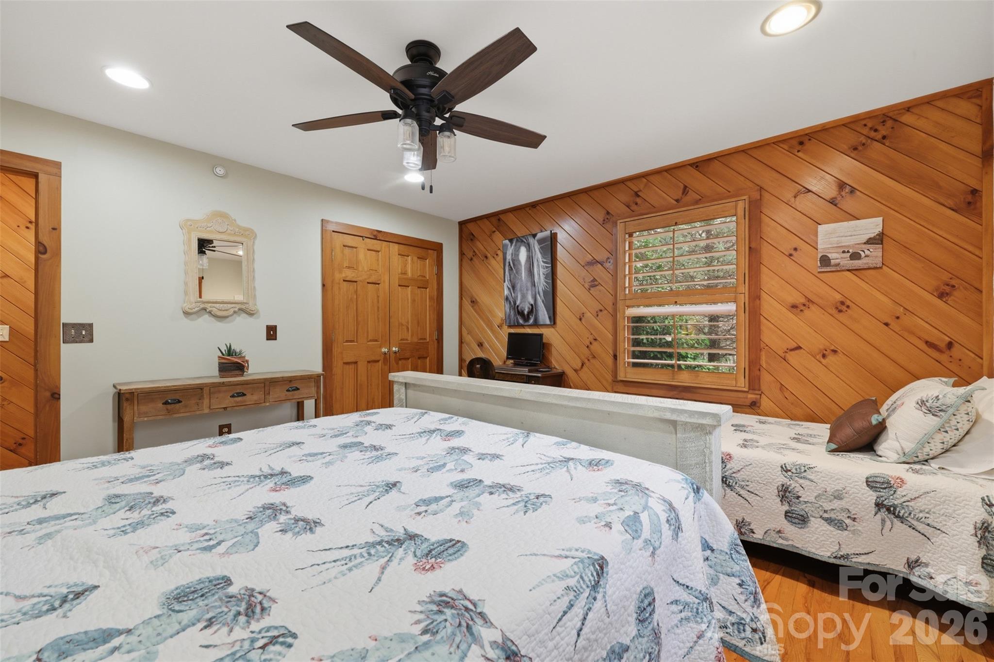 Leatherwood Mountains - Residential