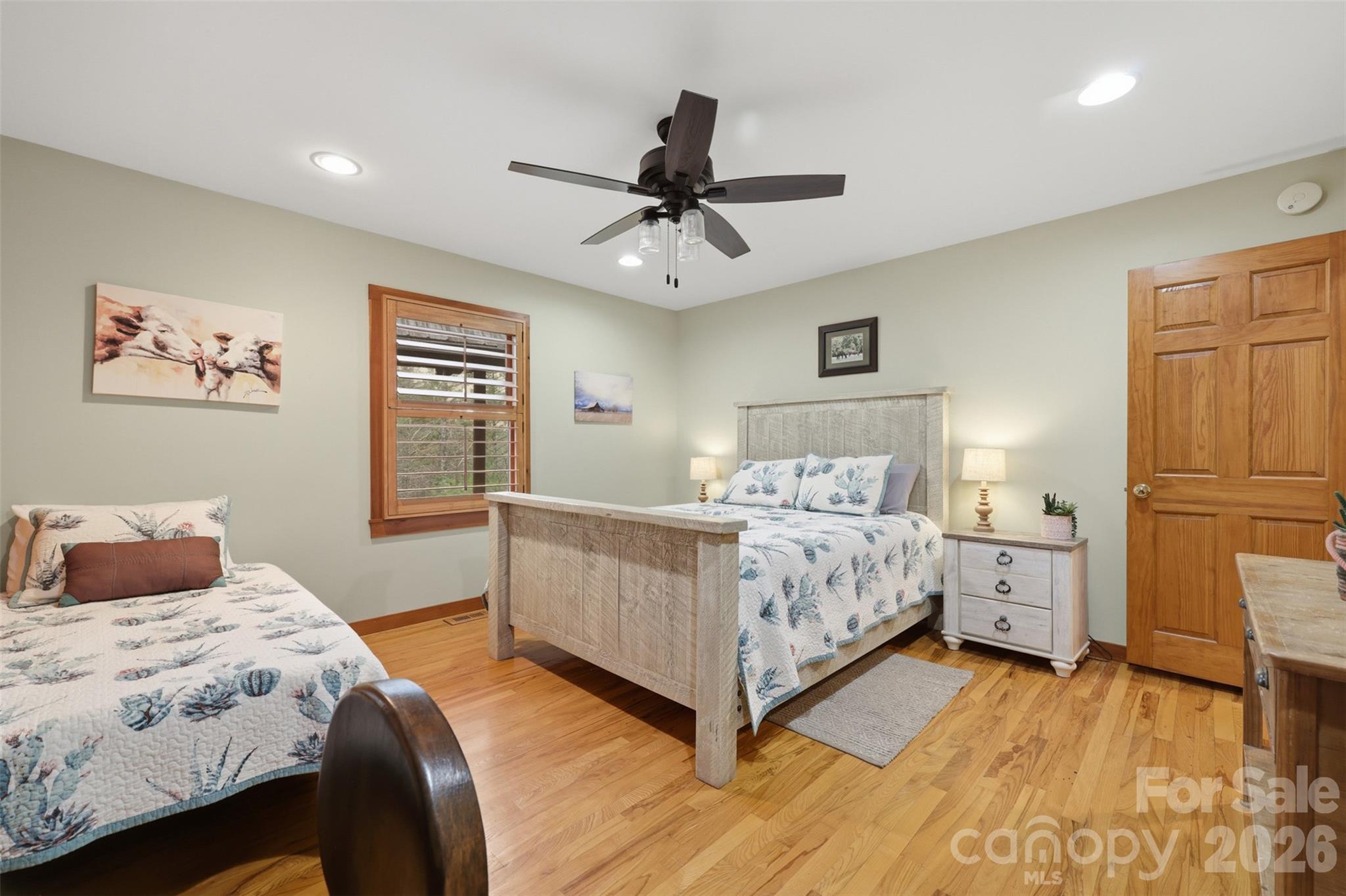 Leatherwood Mountains - Residential