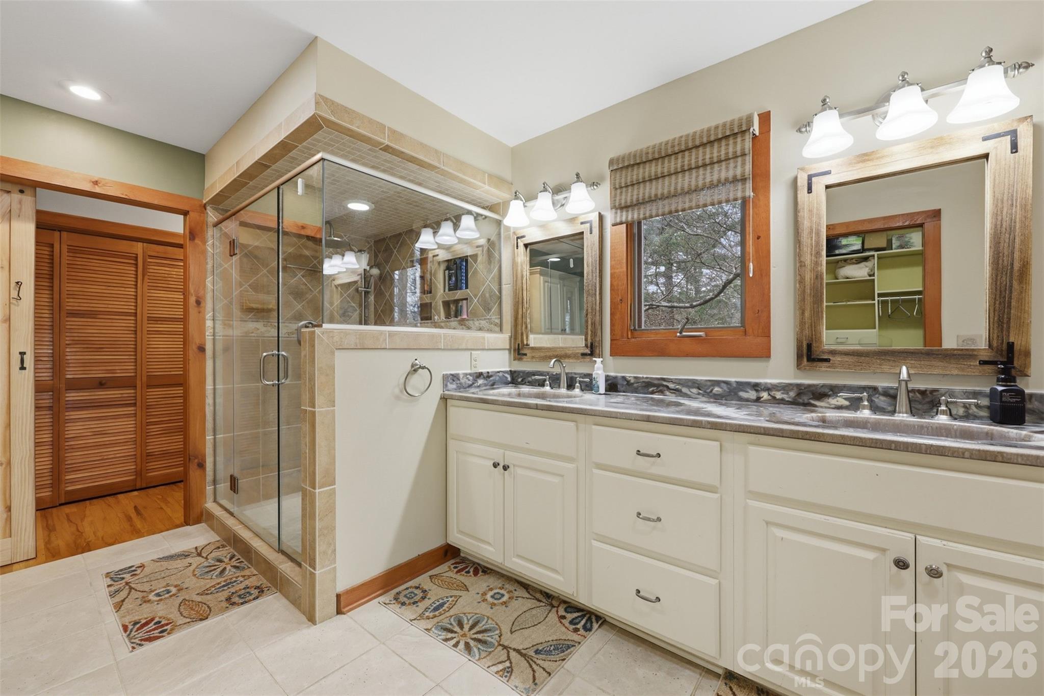 Leatherwood Mountains - Residential