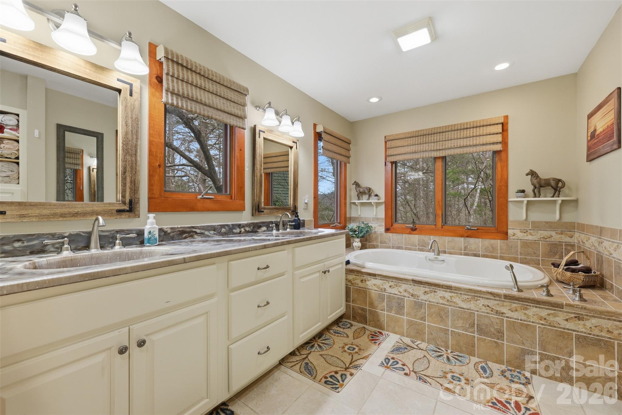 Leatherwood Mountains - Residential