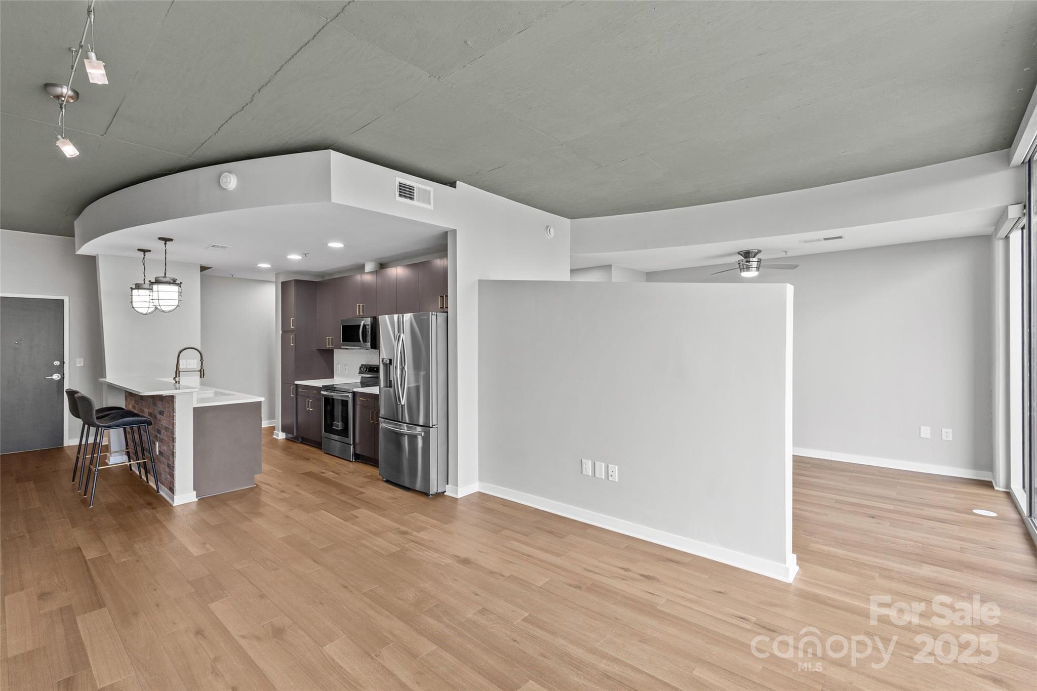 Avenue Condominiums - Residential