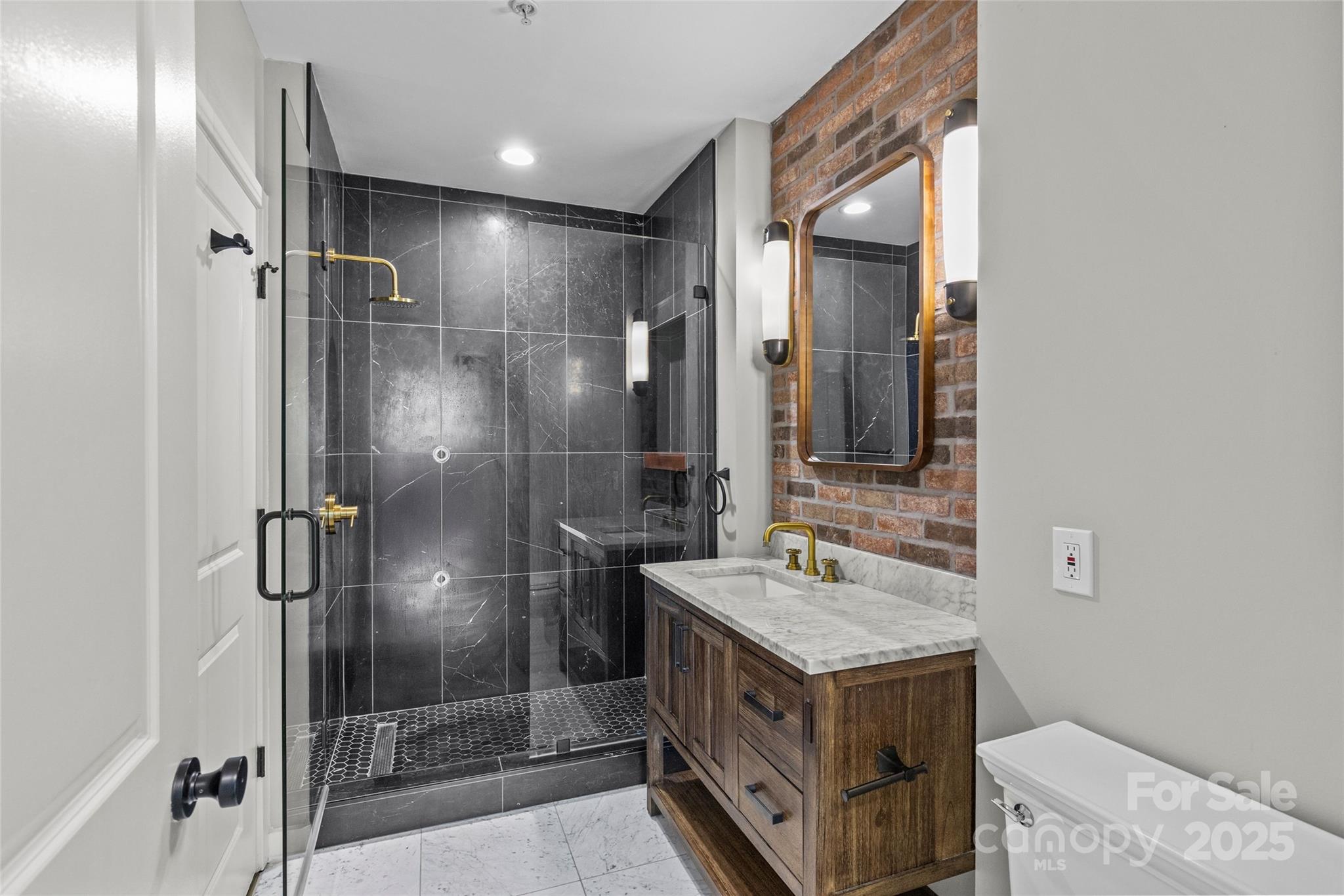 Avenue Condominiums - Residential