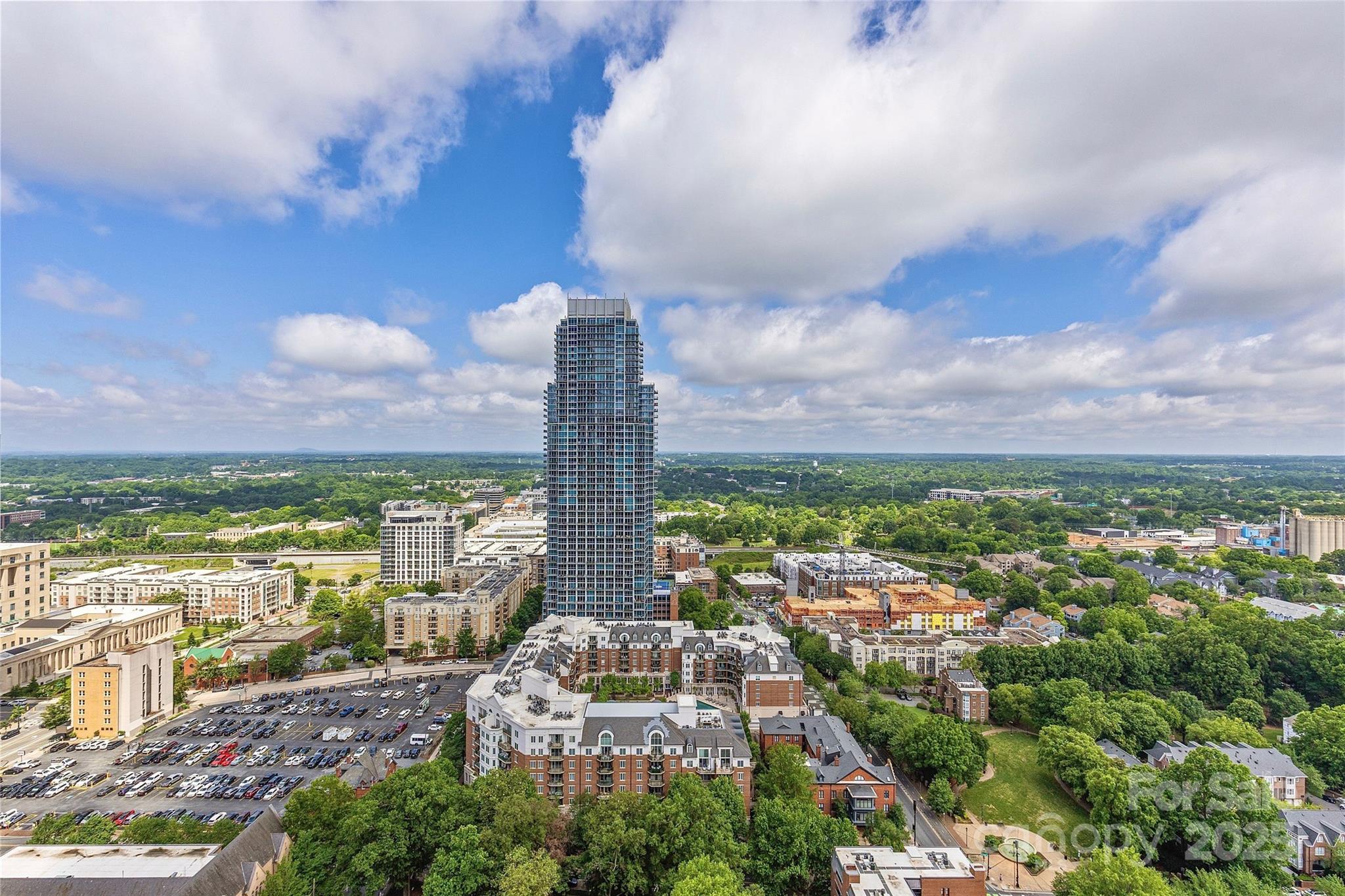 Avenue Condominiums - Residential