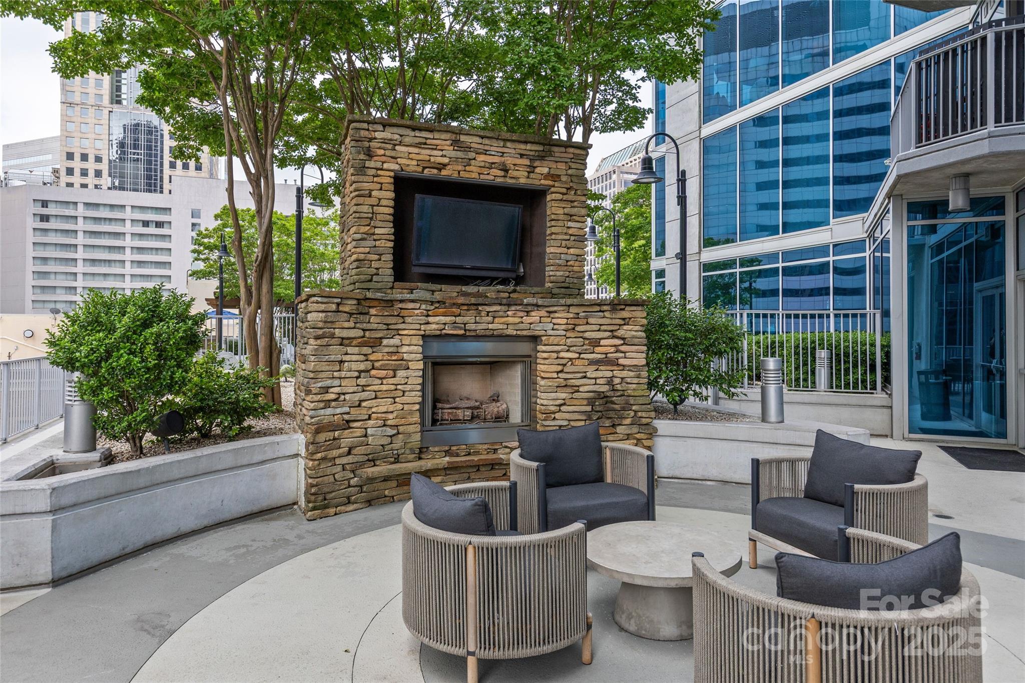 Avenue Condominiums - Residential